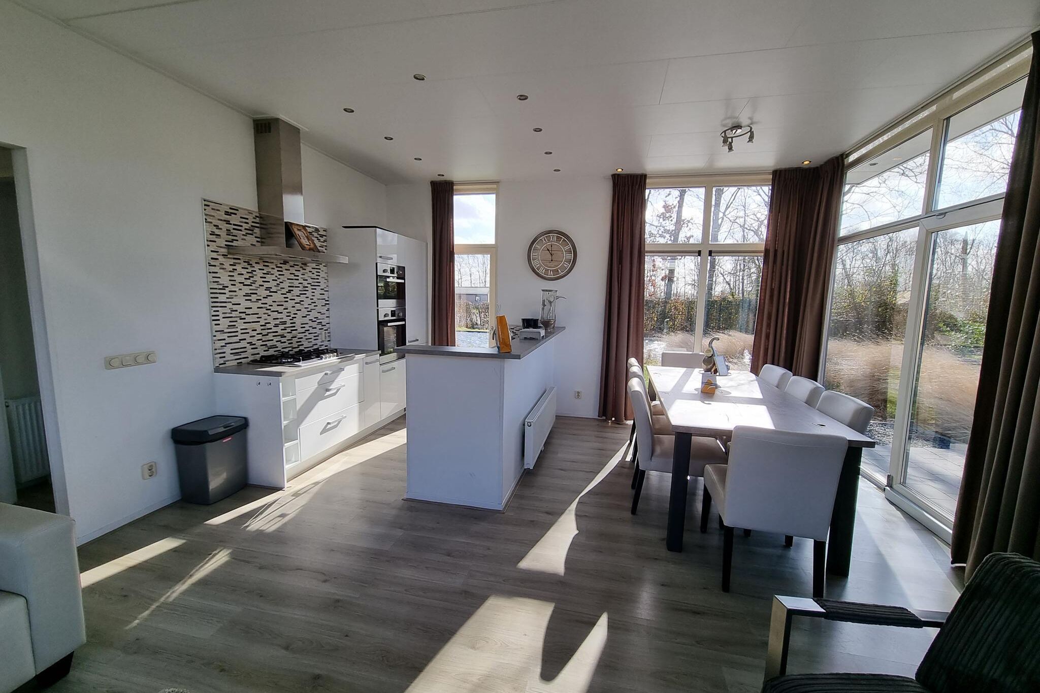 Chalet with dishwasher on a holiday park