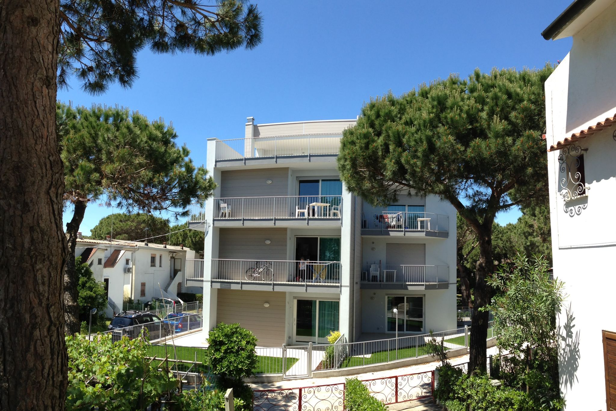 New modern beach front apartments in Rosolina Mare, with all comforts.