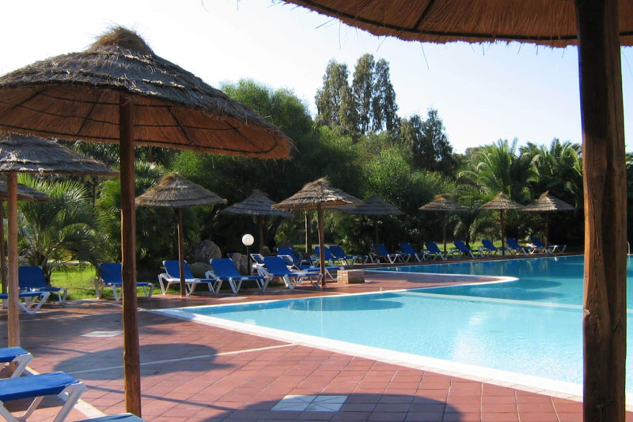 Appartement met terras en zwembad in Sardinië