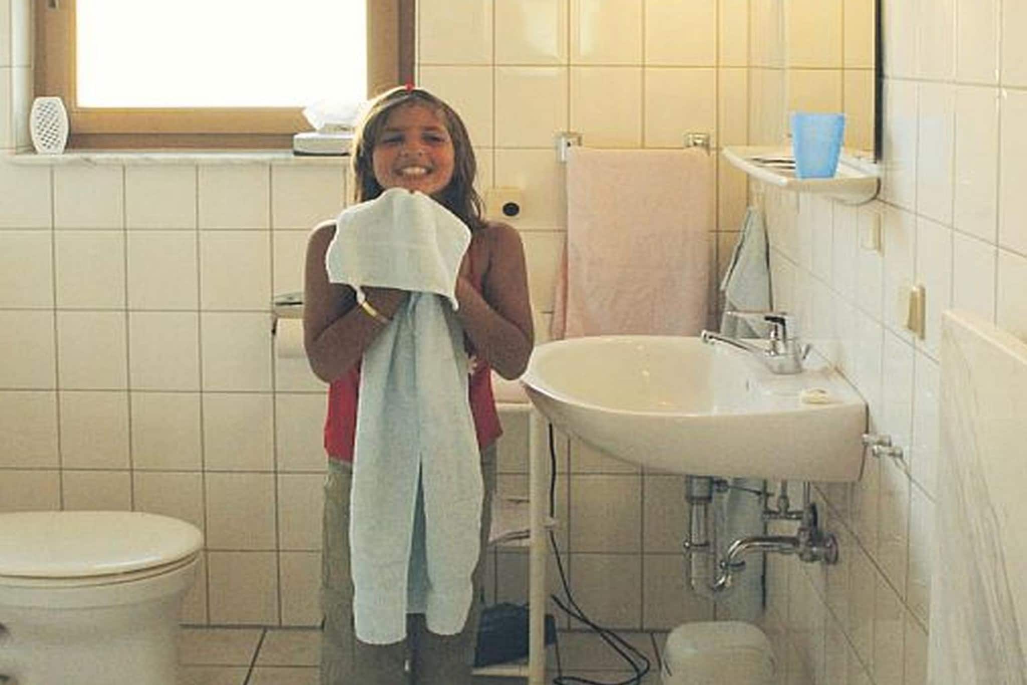 Feriendorf Uslar 2 - Badkamer