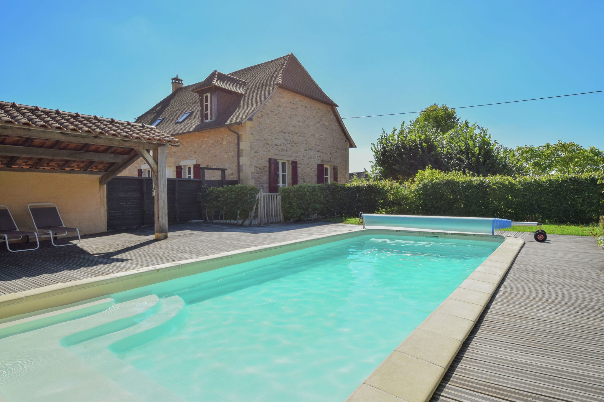 Villa de luxe près de Saint-Médard-d'Excideuil avec piscine