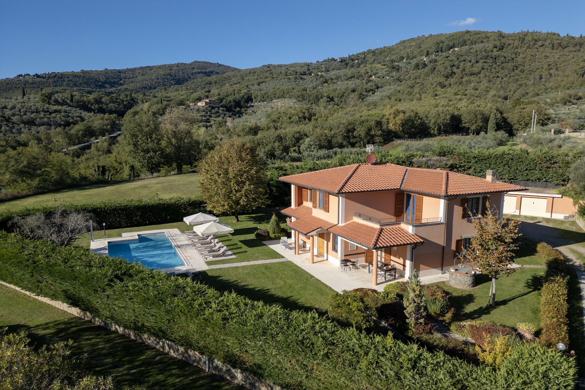 Exterior Summer