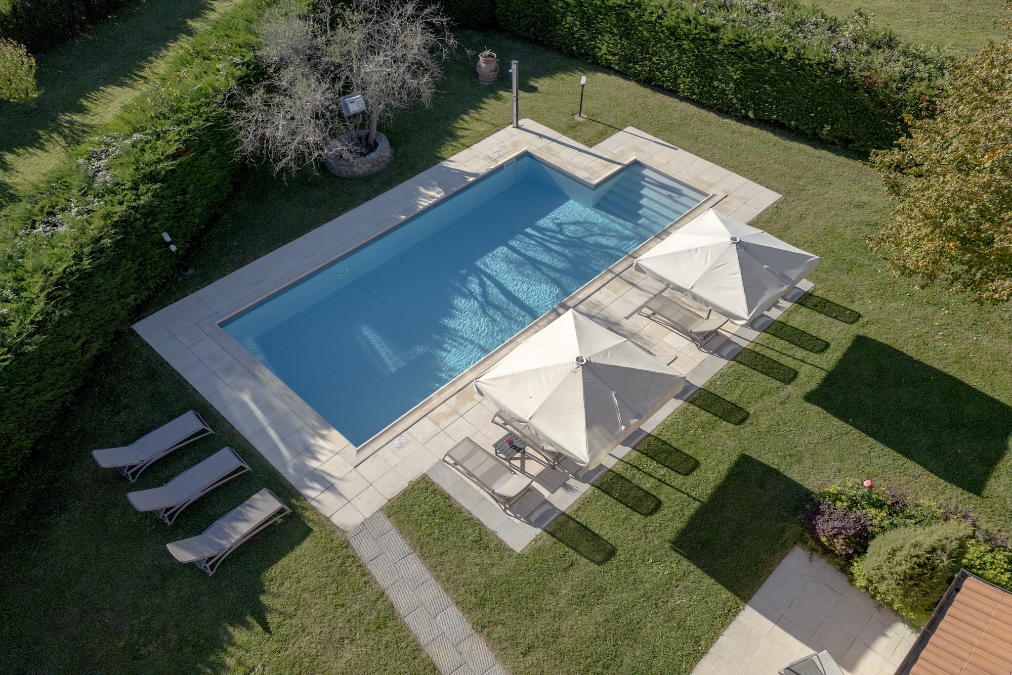 Exterior Summer