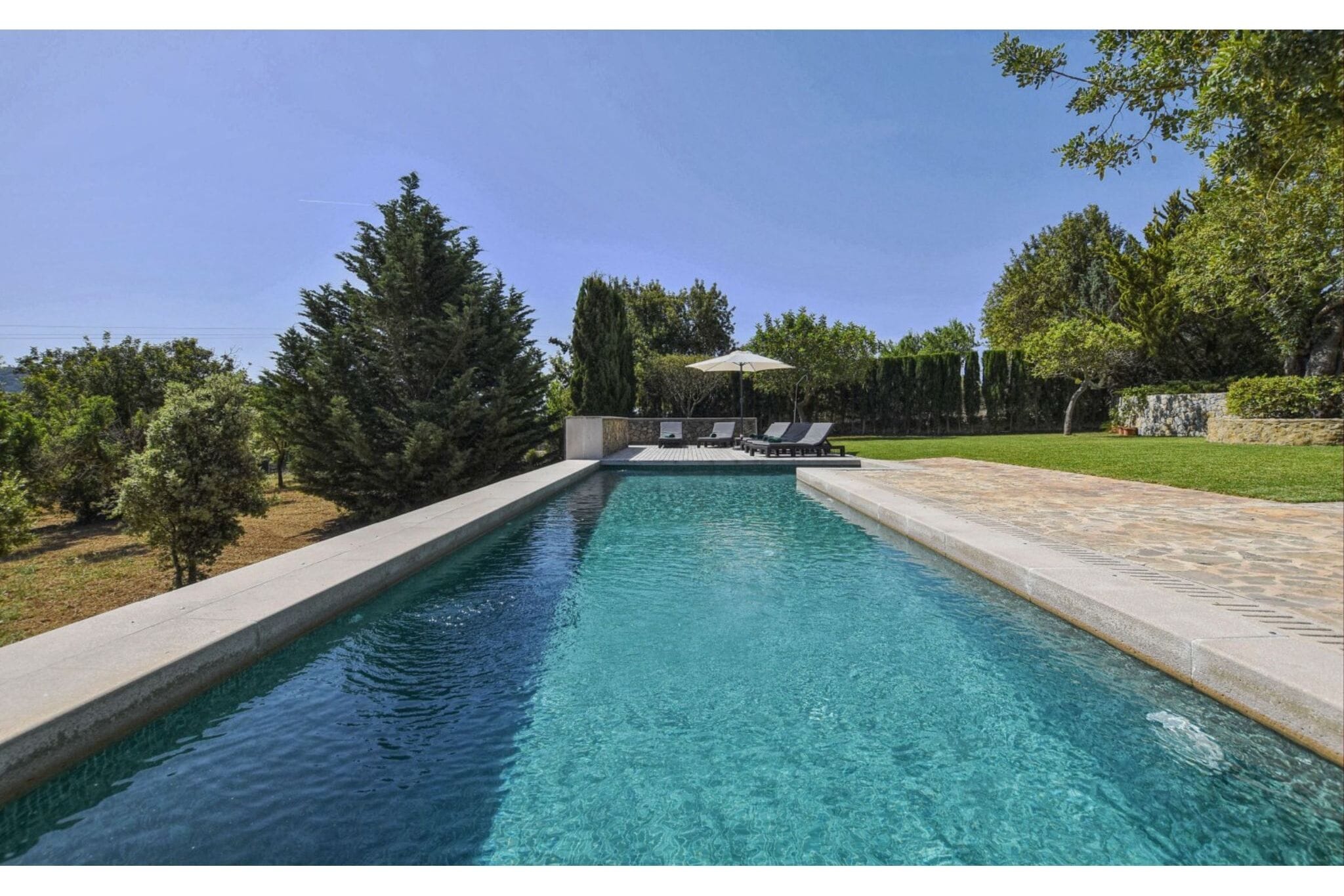 Schönes Landhaus mit Pool und Blick auf die Tramuntana für 8 Personen