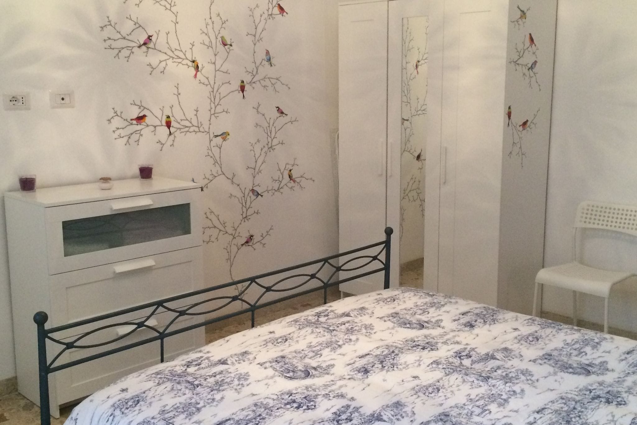 Een ruim appartement met drie slaapkamers, gelegen in het centrum van Rome