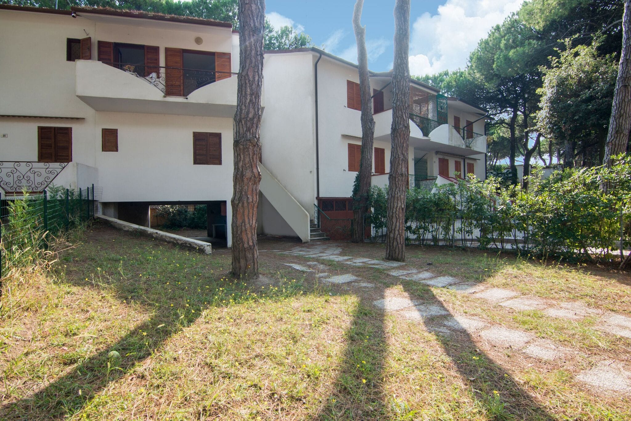 Mooi appartement in Rosolina Mare met privétuin