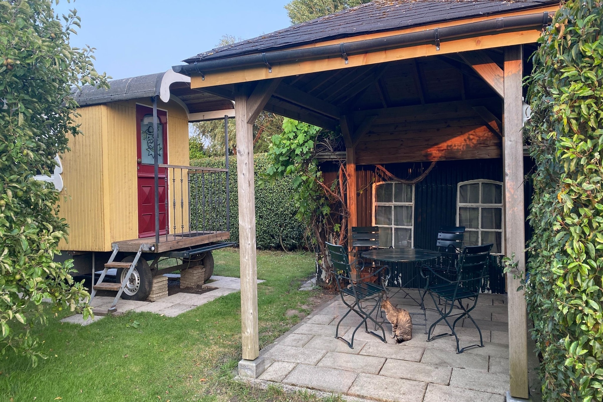 Pipowagen de Weideblick-Terrasbalkon