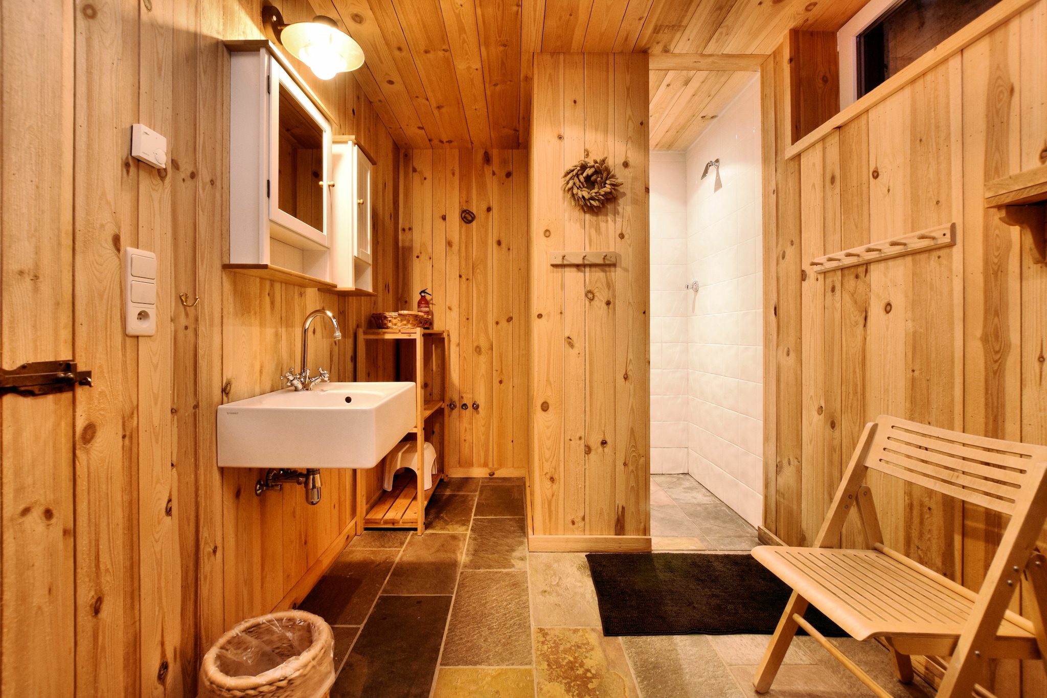 Vakantiehuis Beauraing (dion) max. 10 personen 2 huisdieren 5 slaapkamers sauna #33