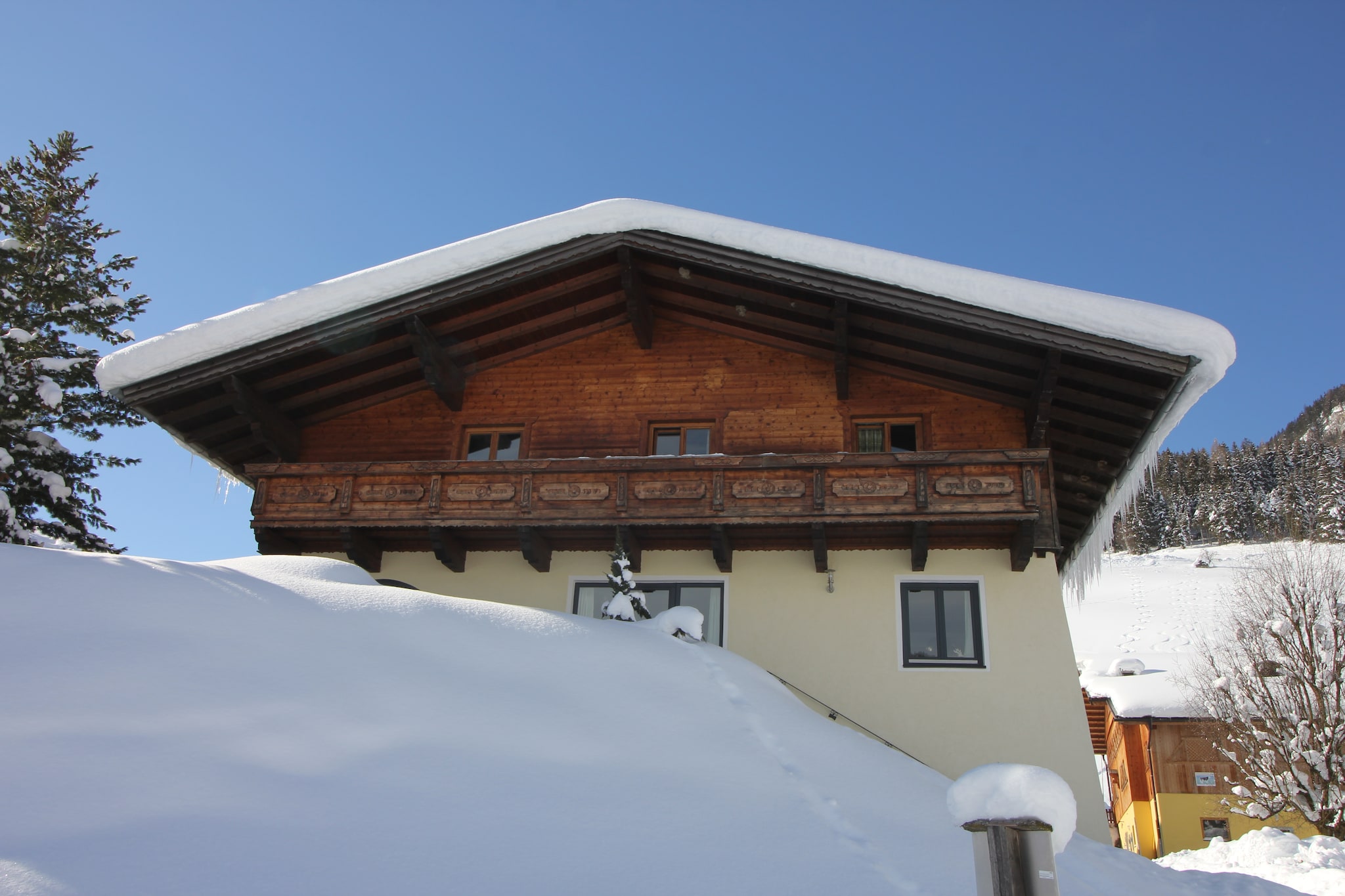 Chalet in Grossarl with Sauna & Ski Access