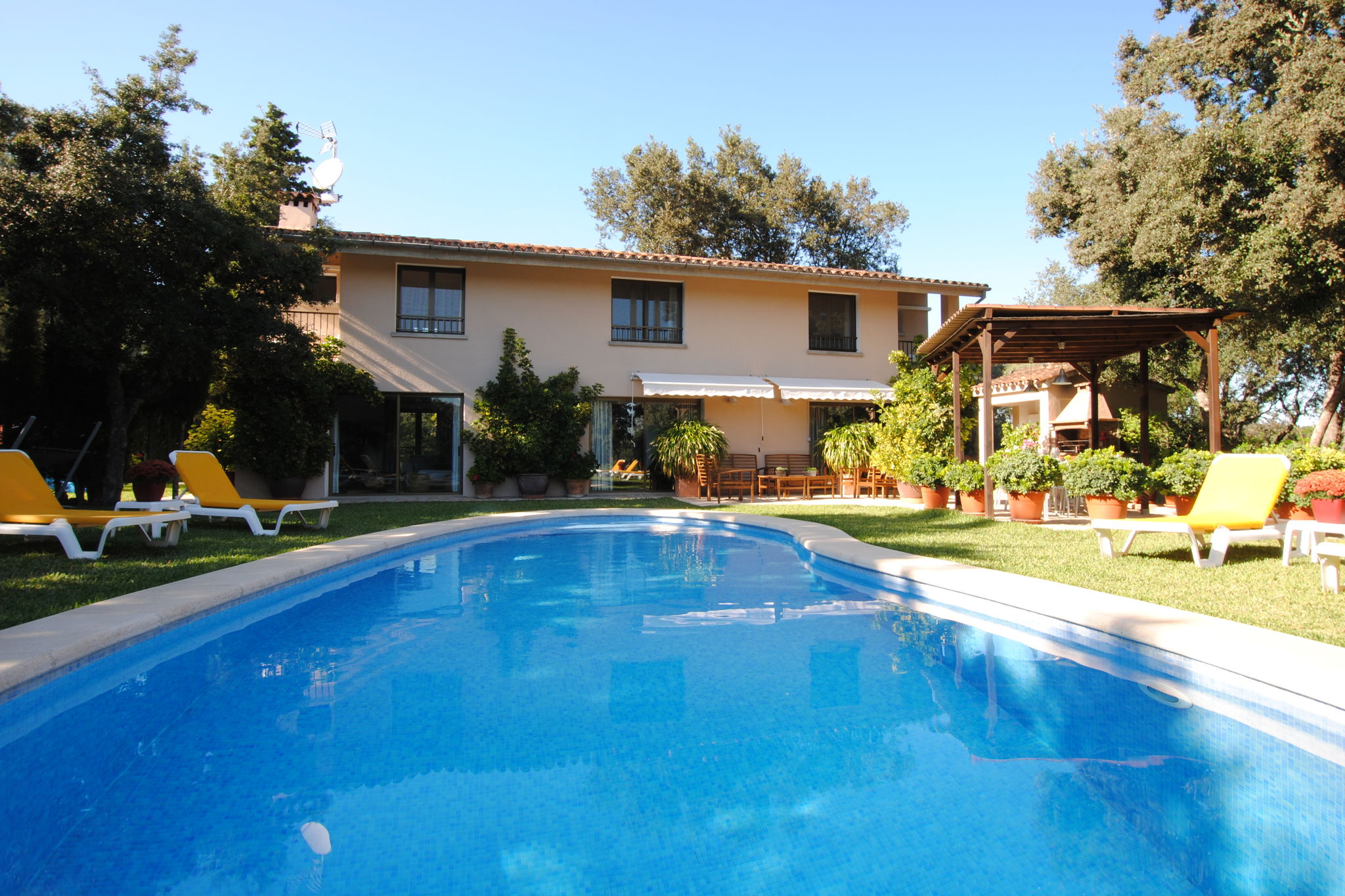 Quaint Villa in Pollenca with Swimming Pool