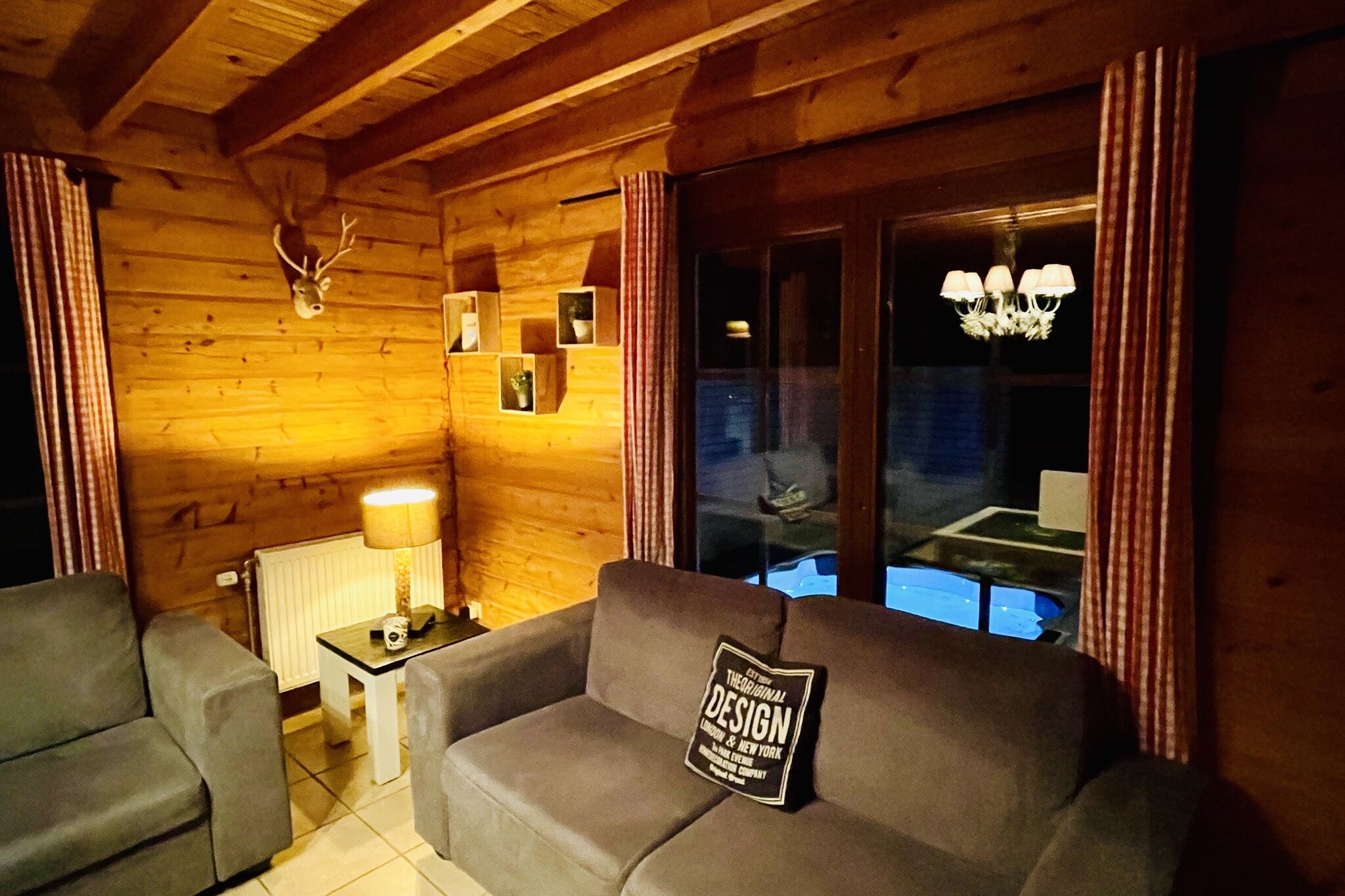 Chalet moderne avec sauna et jacuzzi à Waimes