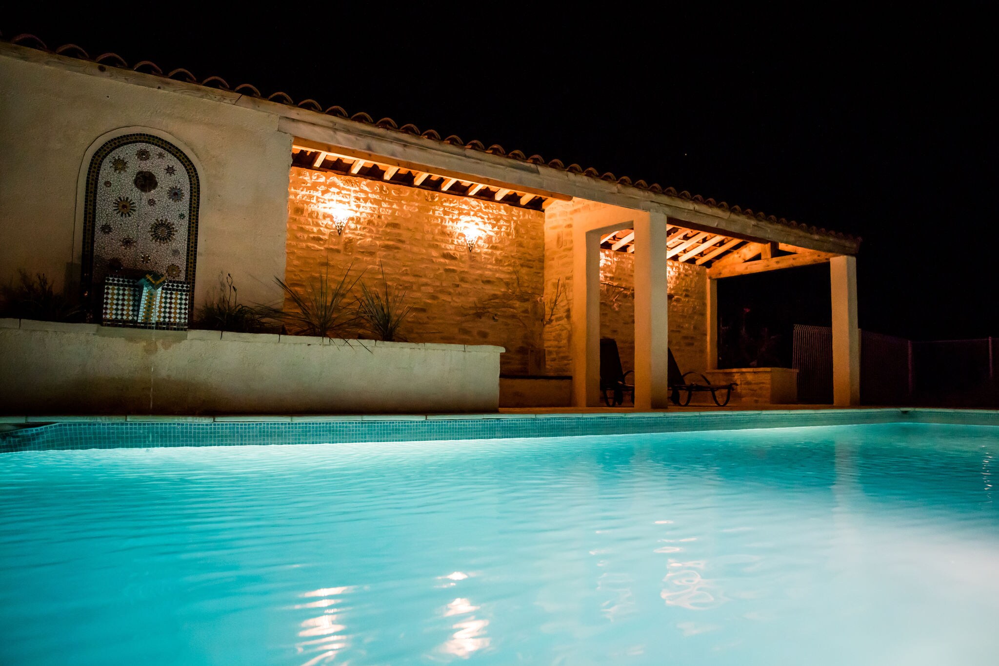 Somptueuse maison en Ardèche avec piscine partagée