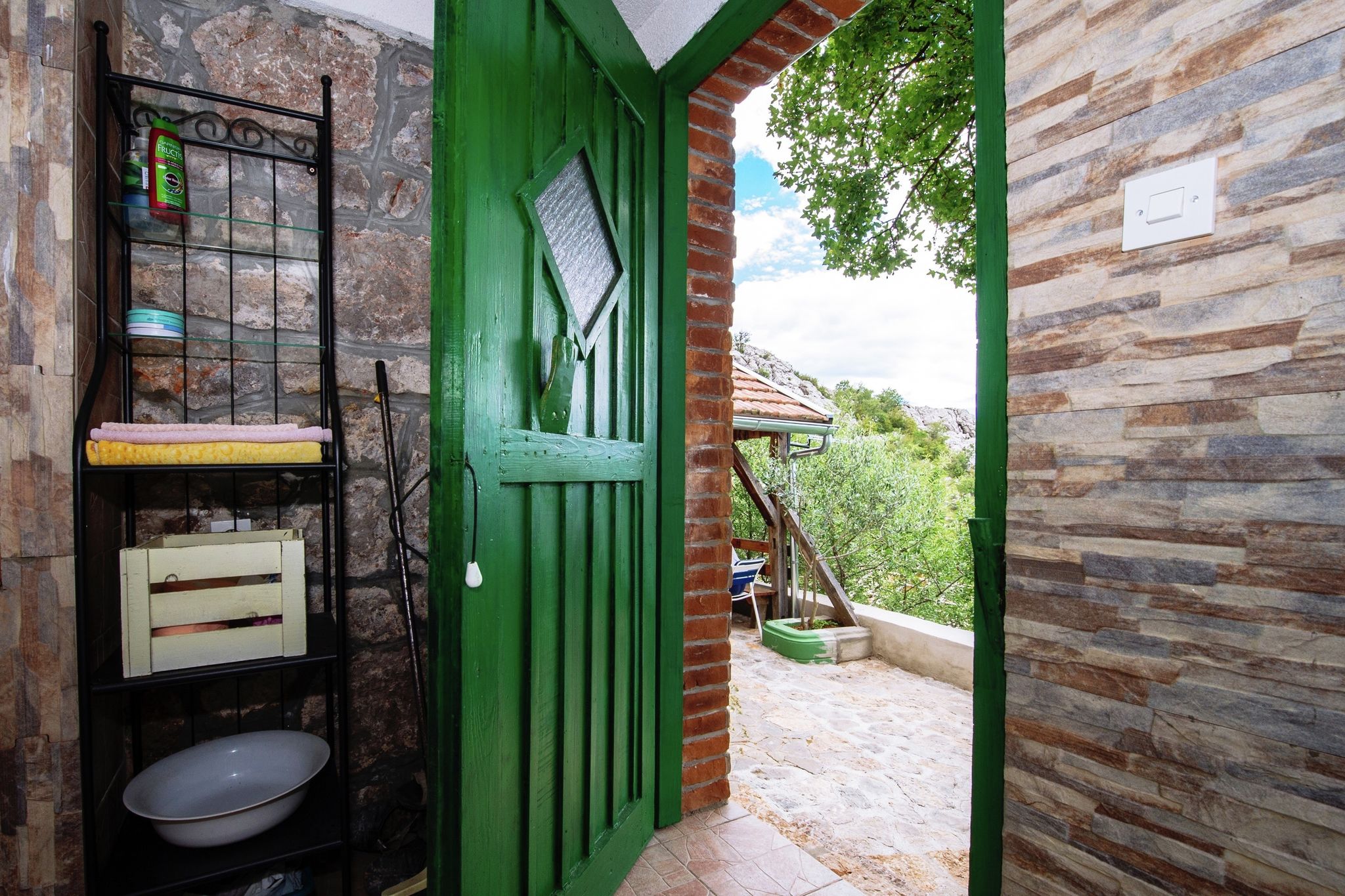 Belle maison de vacances à Starigrad avec jardin