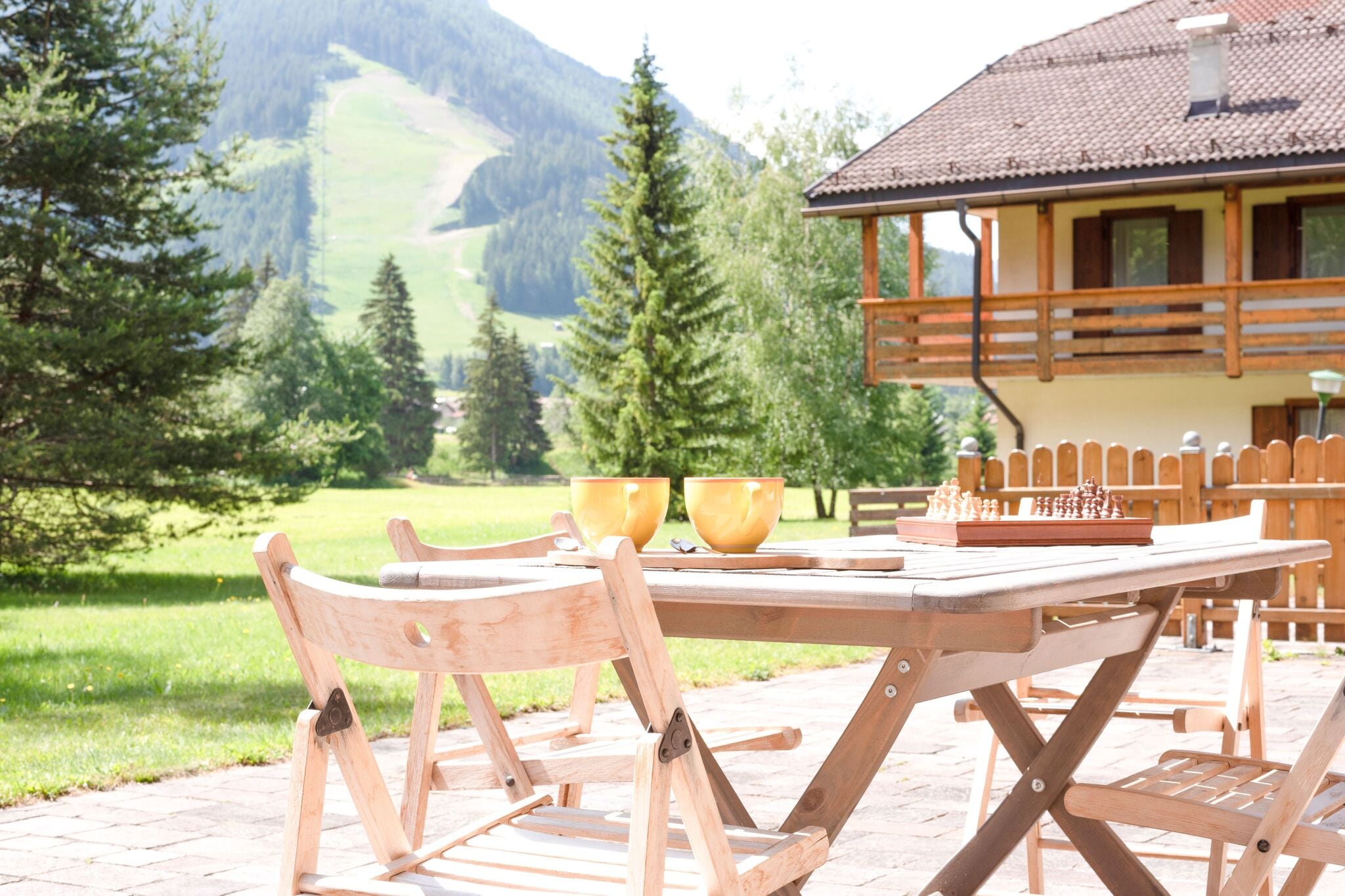 Geräumiges Chalet mit Garten in Tirol in Skigebietnähe