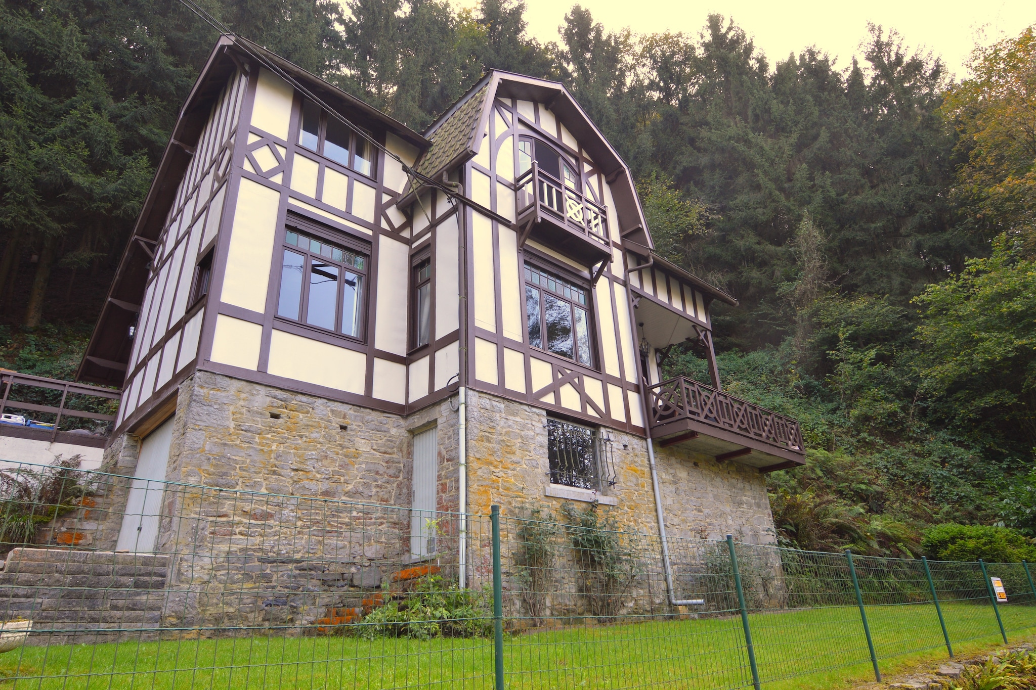 Vakantiehuizen Verlaine Sur Ourthe EUR-BE-6941-95