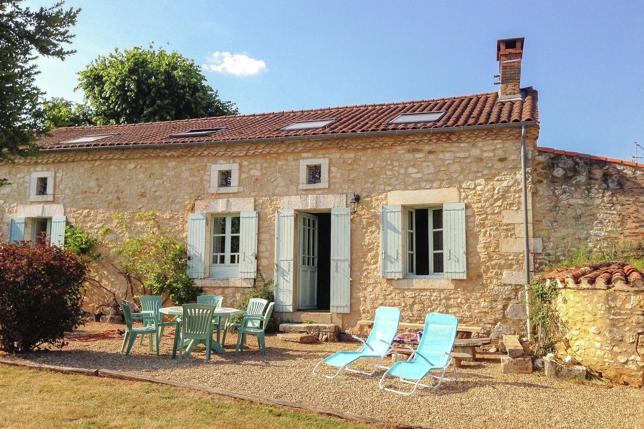 Peaceful Holiday Home in Thiviers  with Private Pool
