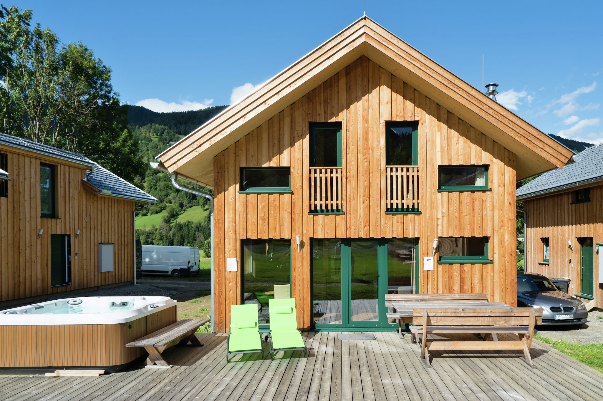 Pleasant chalet with whirlpool