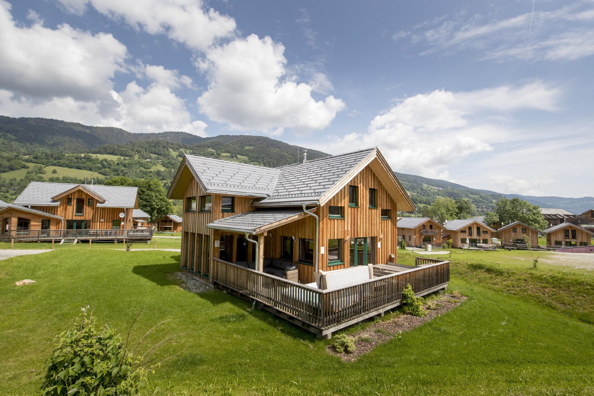 Attractive chalet with whirlpool
