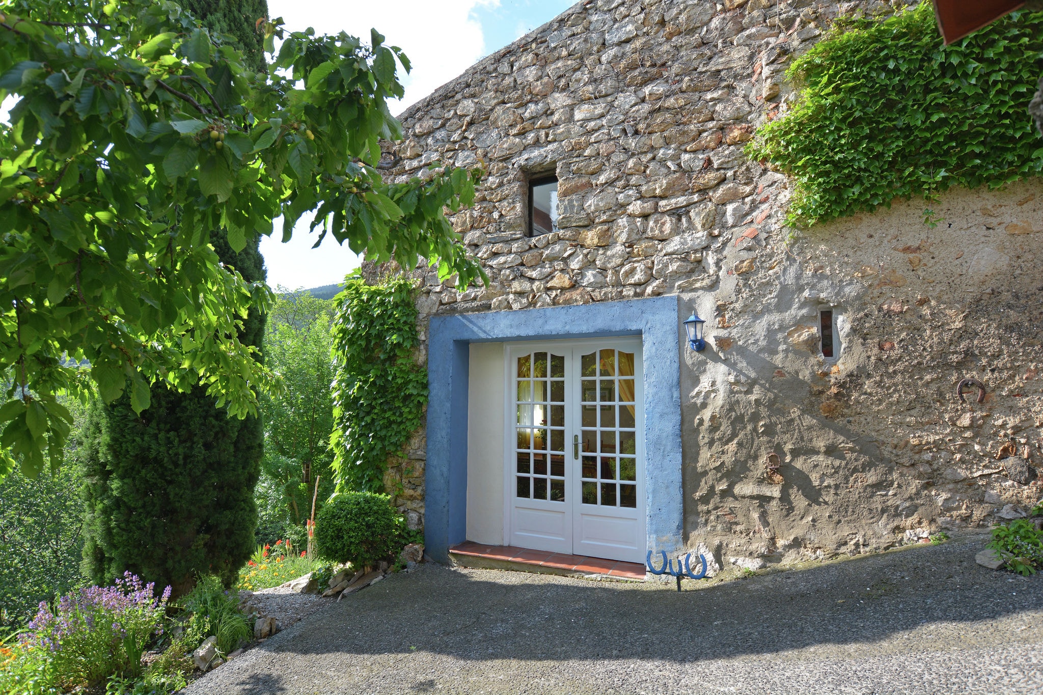 Picturesque Villa in Fenouillet with Garden