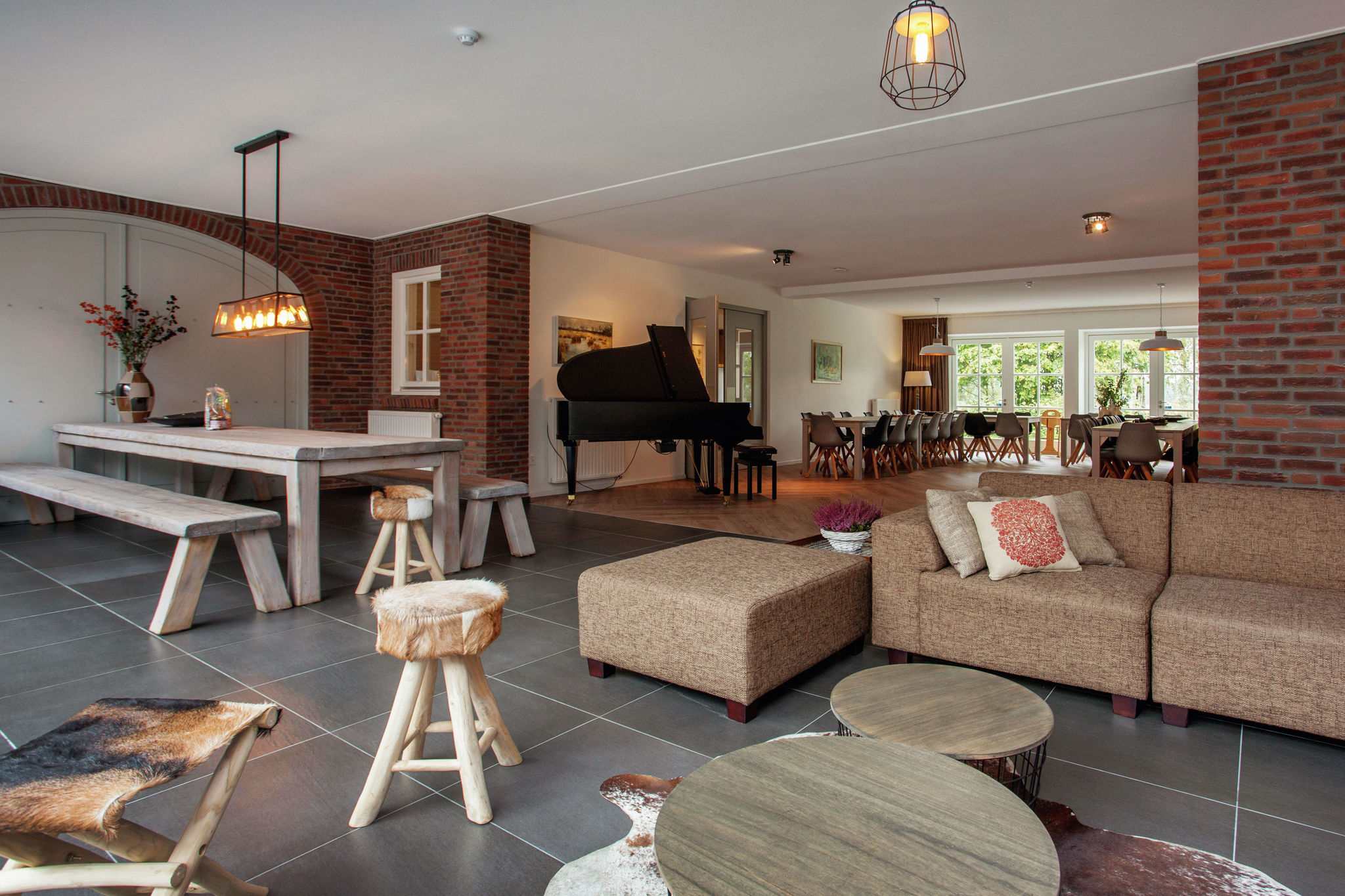 Modern luxe landhuis in hotelsfeer met sauna in Swolgen