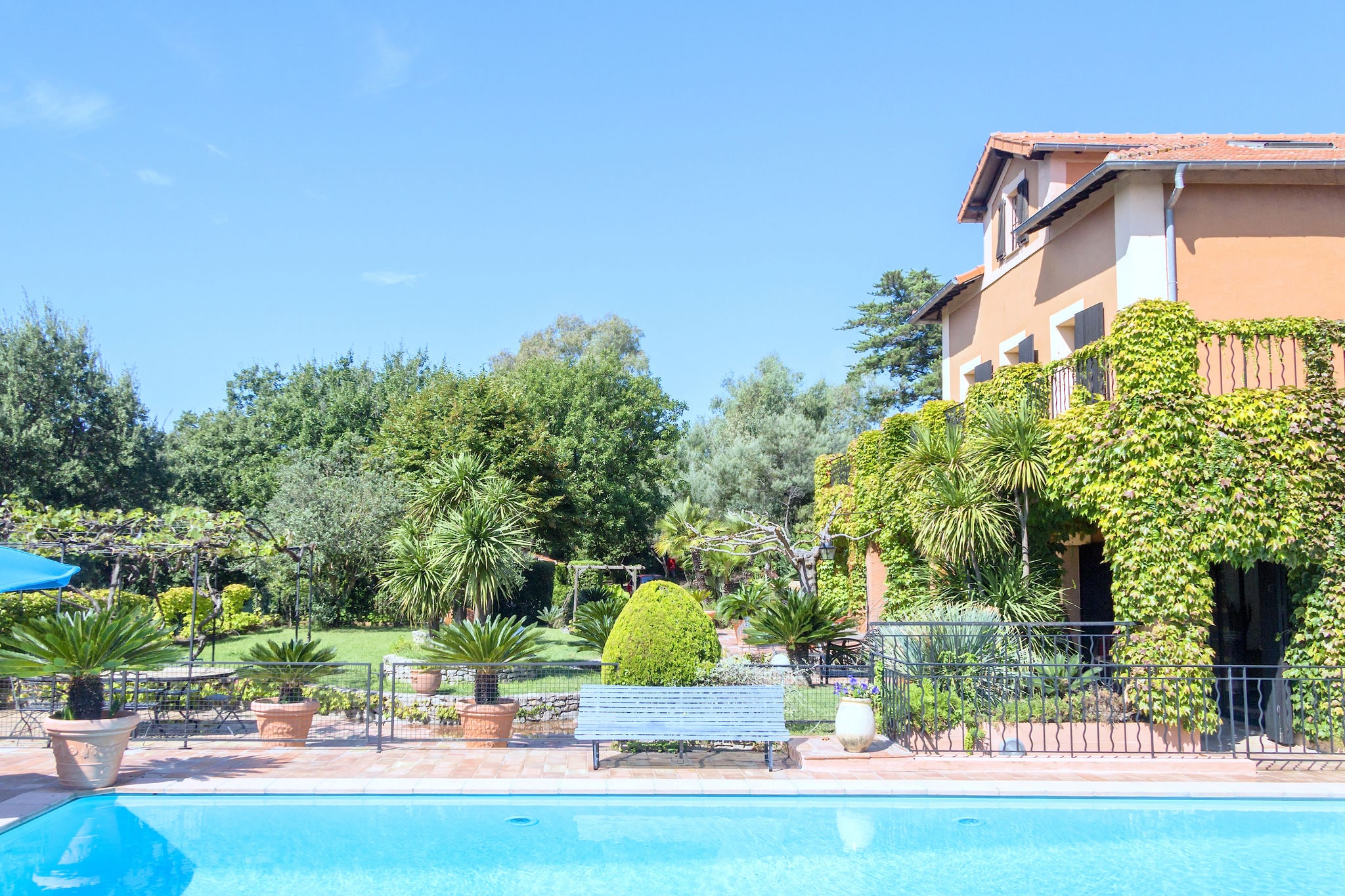 Characteristic  mansion in Fréjus with private pool