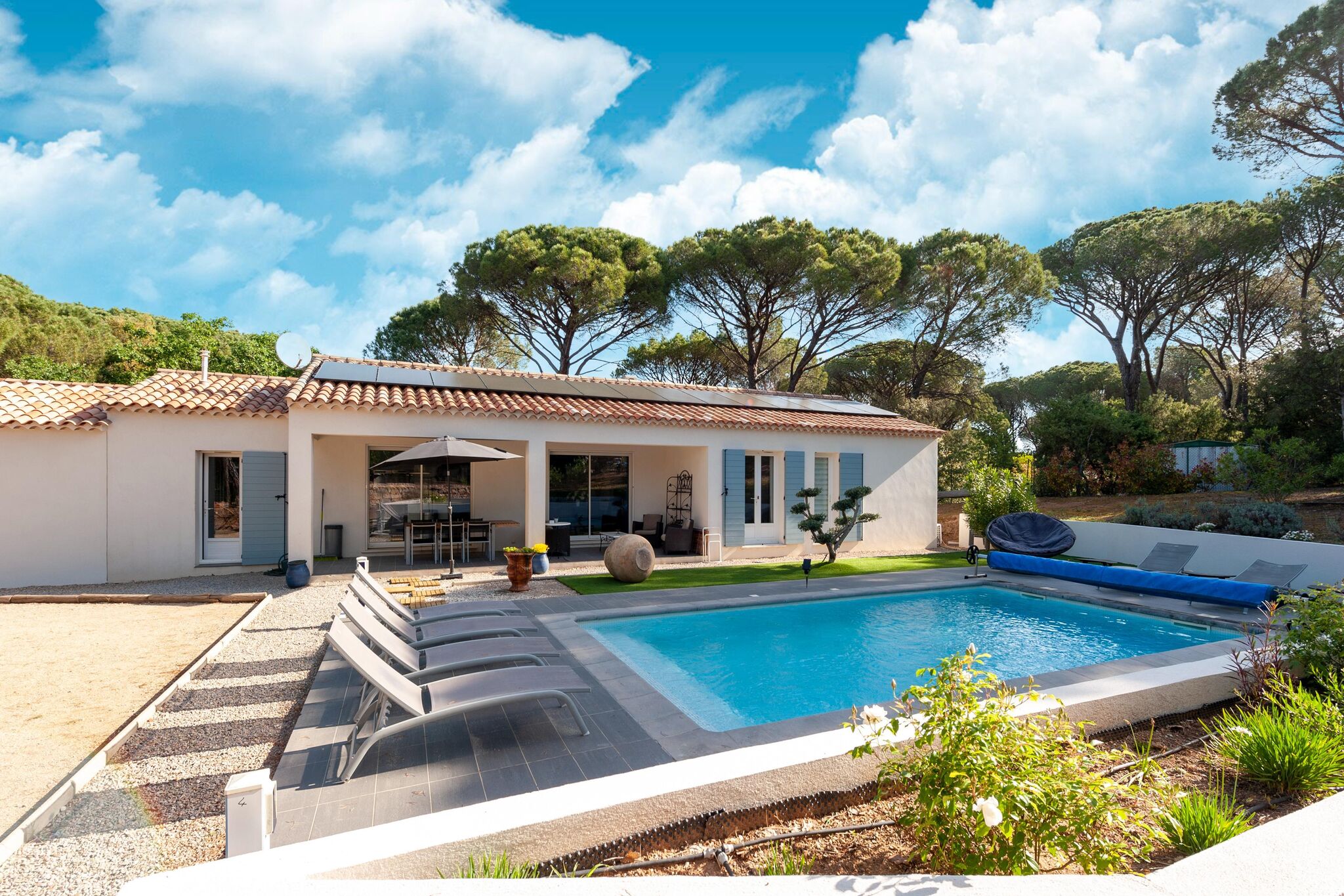 Amazing villa in Vidauban with heated private pool