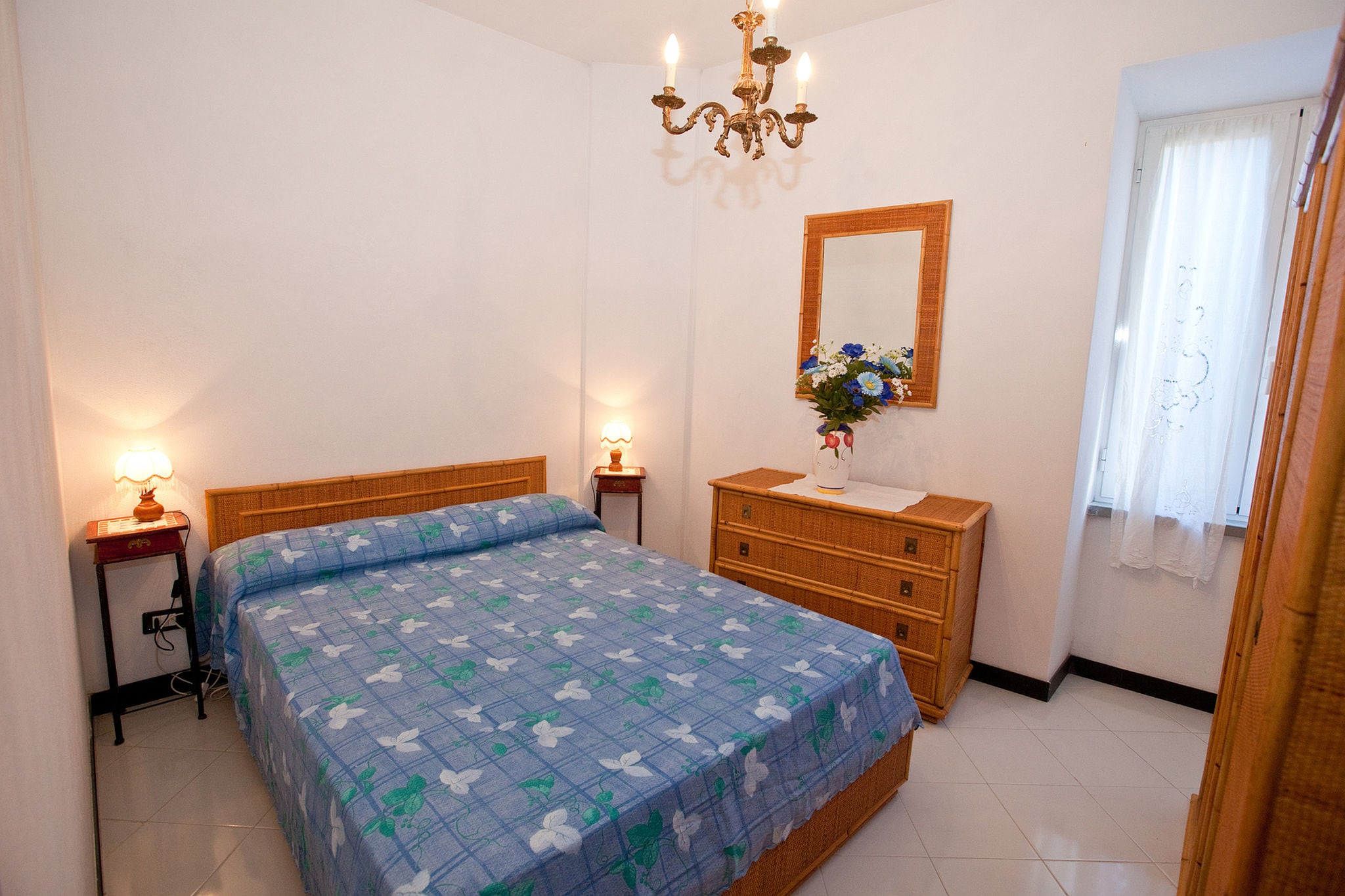Appartement met terras op 15 km van Cinque Terre