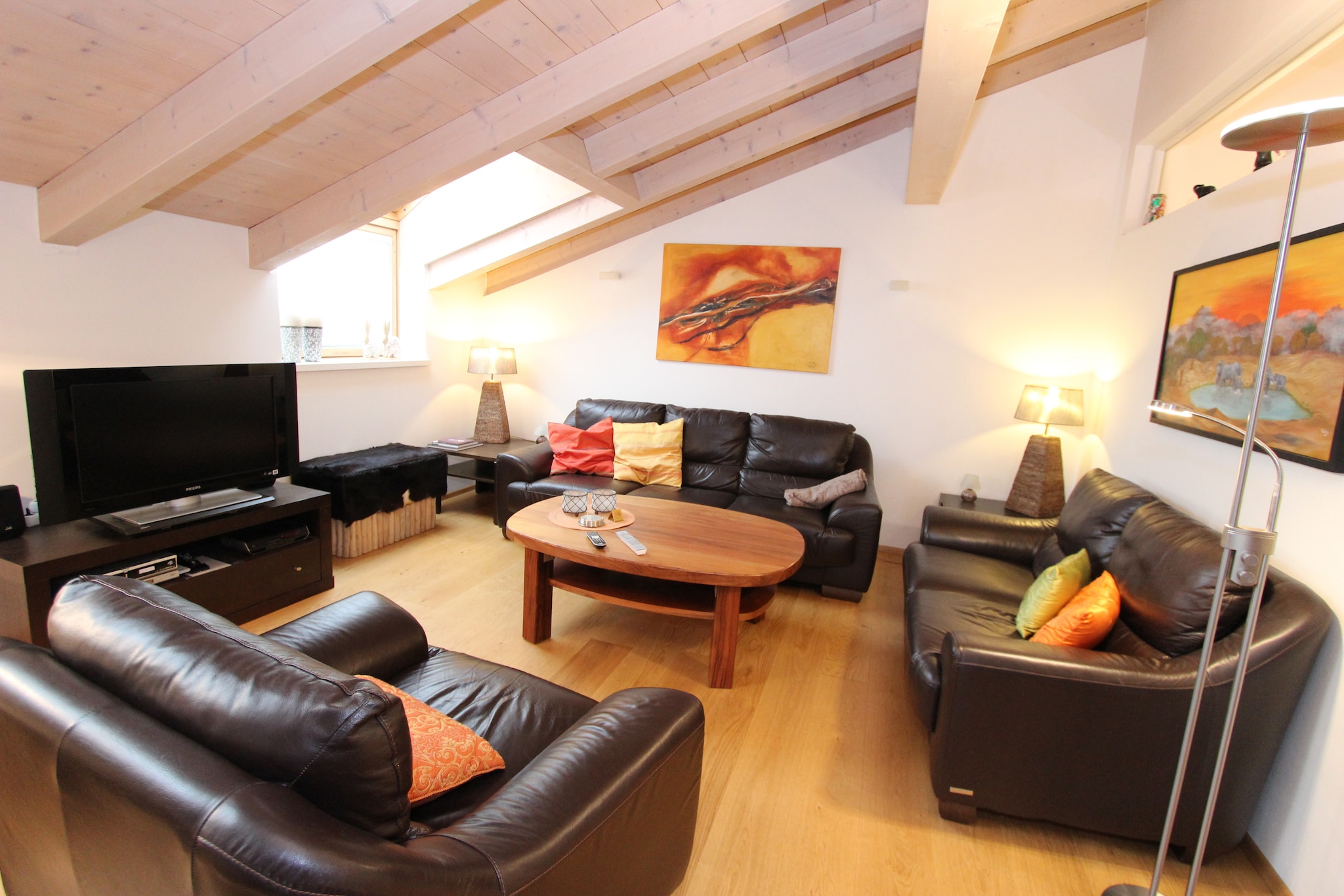 This apartment located in Leogang has 4-bedrooms and can accommodate 8 people. Ideal for families with children, it has a fireplace and an open kitchen.

The ski area of Saalbach-Hinterglemm is just at the doorstep. The town center and general supplies are at a distance of 1.5 km. There are various restaurants just at a distance of 100 m. The cross country is at a distance of 100 m.The ski bus and ski lift are at a distance of 300 m.There is also a public swimming pool at a distance of 2 km. There is a lake at a distance of 10 km.

Parking is available on the premises. The apartment also has a garage,ski boot heaters,ski storage and lift. The living room is spacious and has a TV, wood stove and balcony.

 Public transport is available at a distance of 300 m. 

