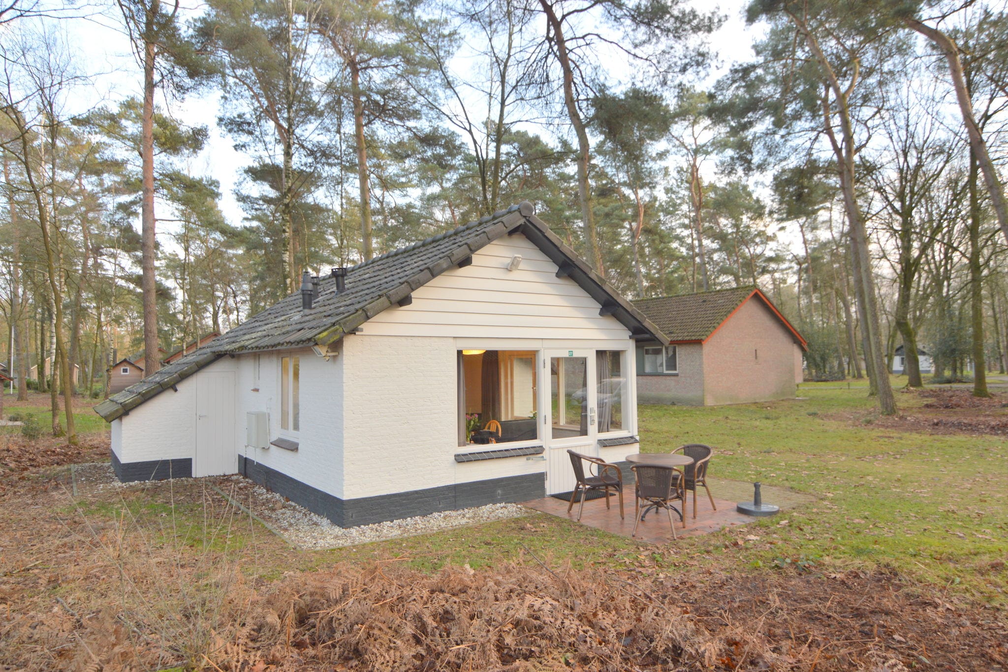 detached bungalow in a nature-filled park
