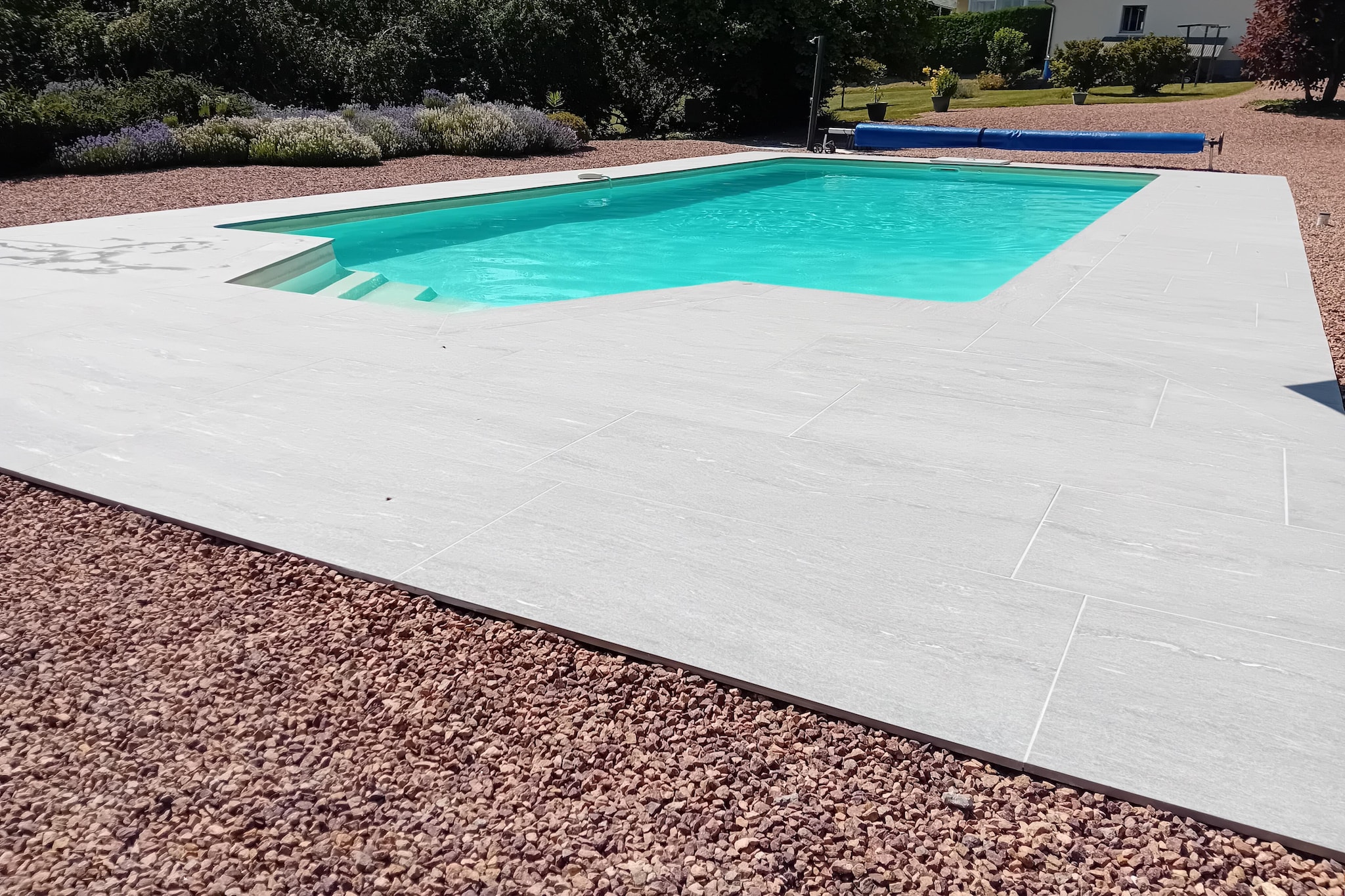 Vue de Pannecière-Zwembad