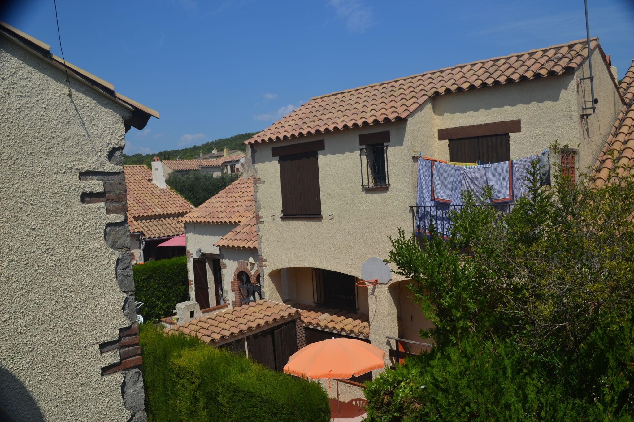 Cosy Holiday Home in L'Estartit with Swimming Pool