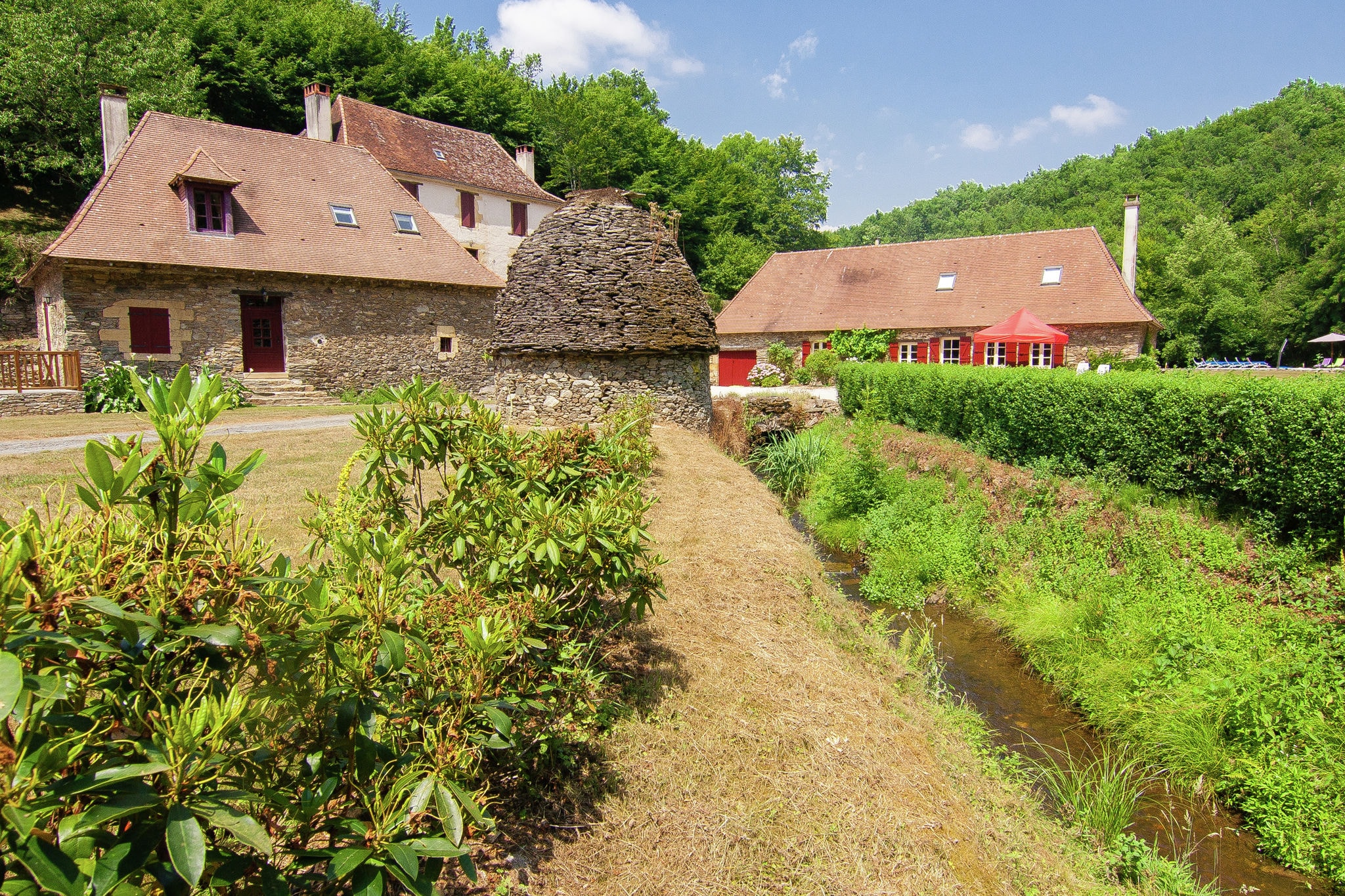 Maison de vacances près rivière avec piscine (12x6) Saint-Médard-d'Excideuil