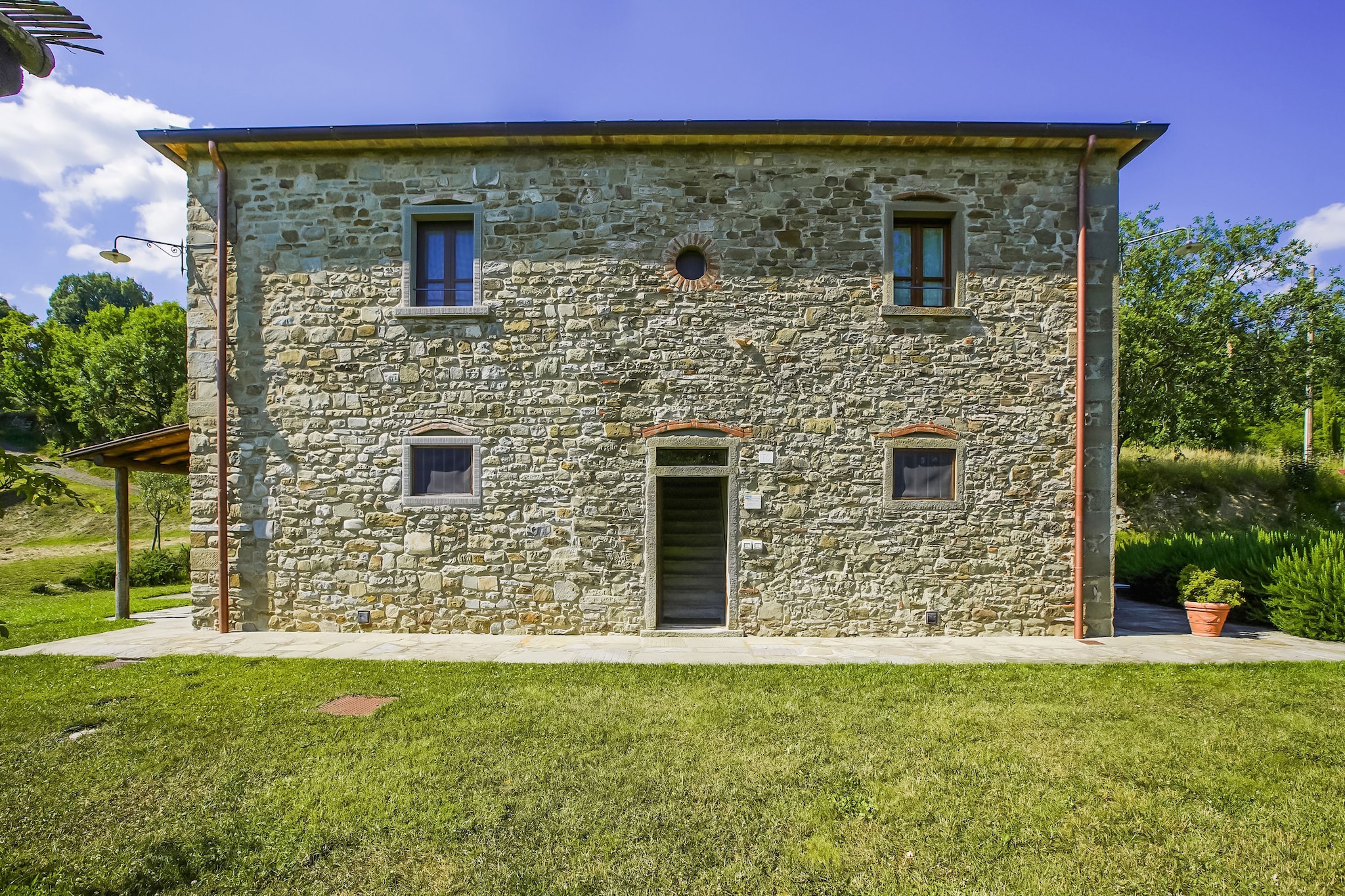 Ferienwohnung in einem Steinaus mit Pool in Anghiari