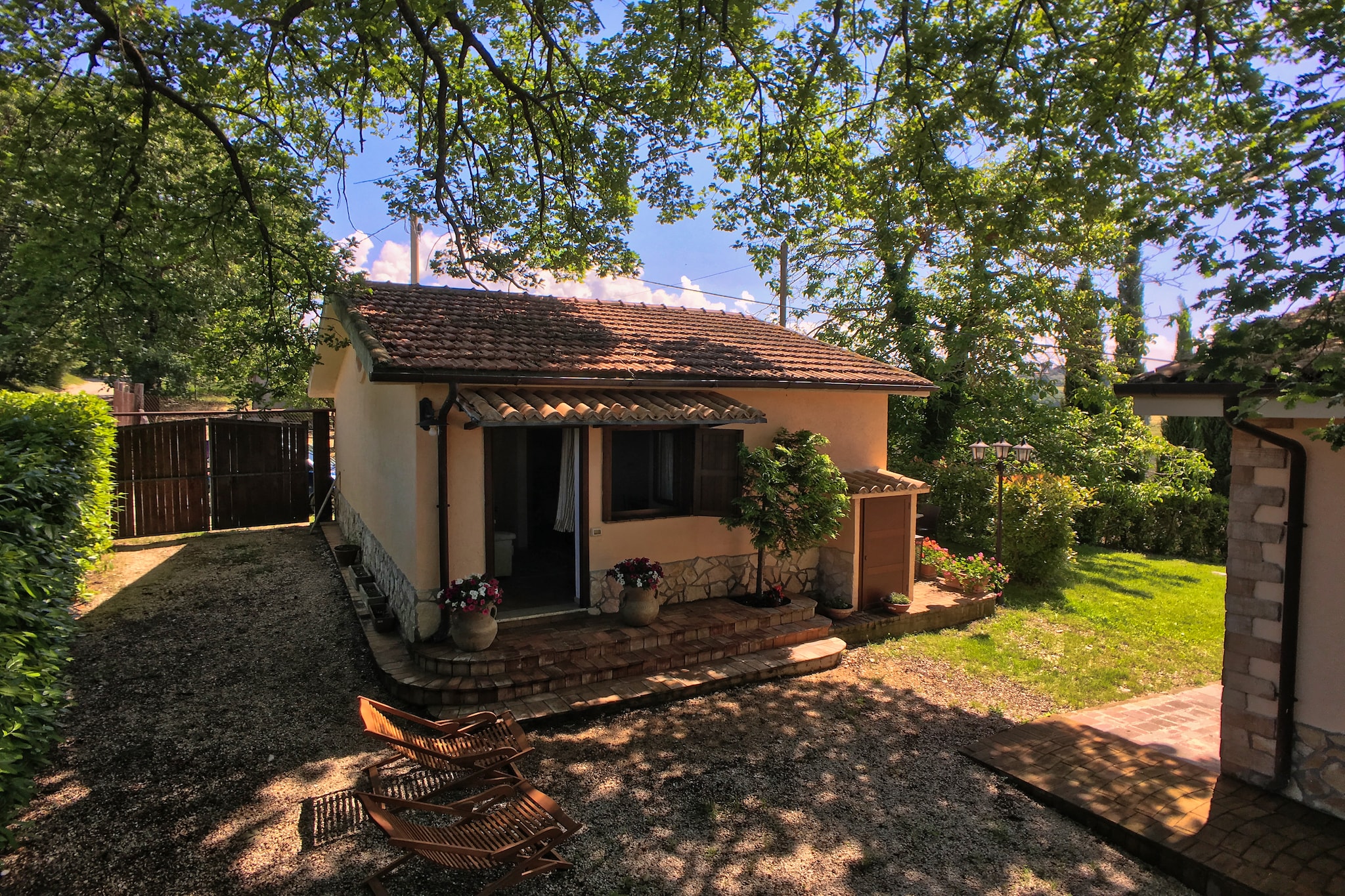 Exterior Summer