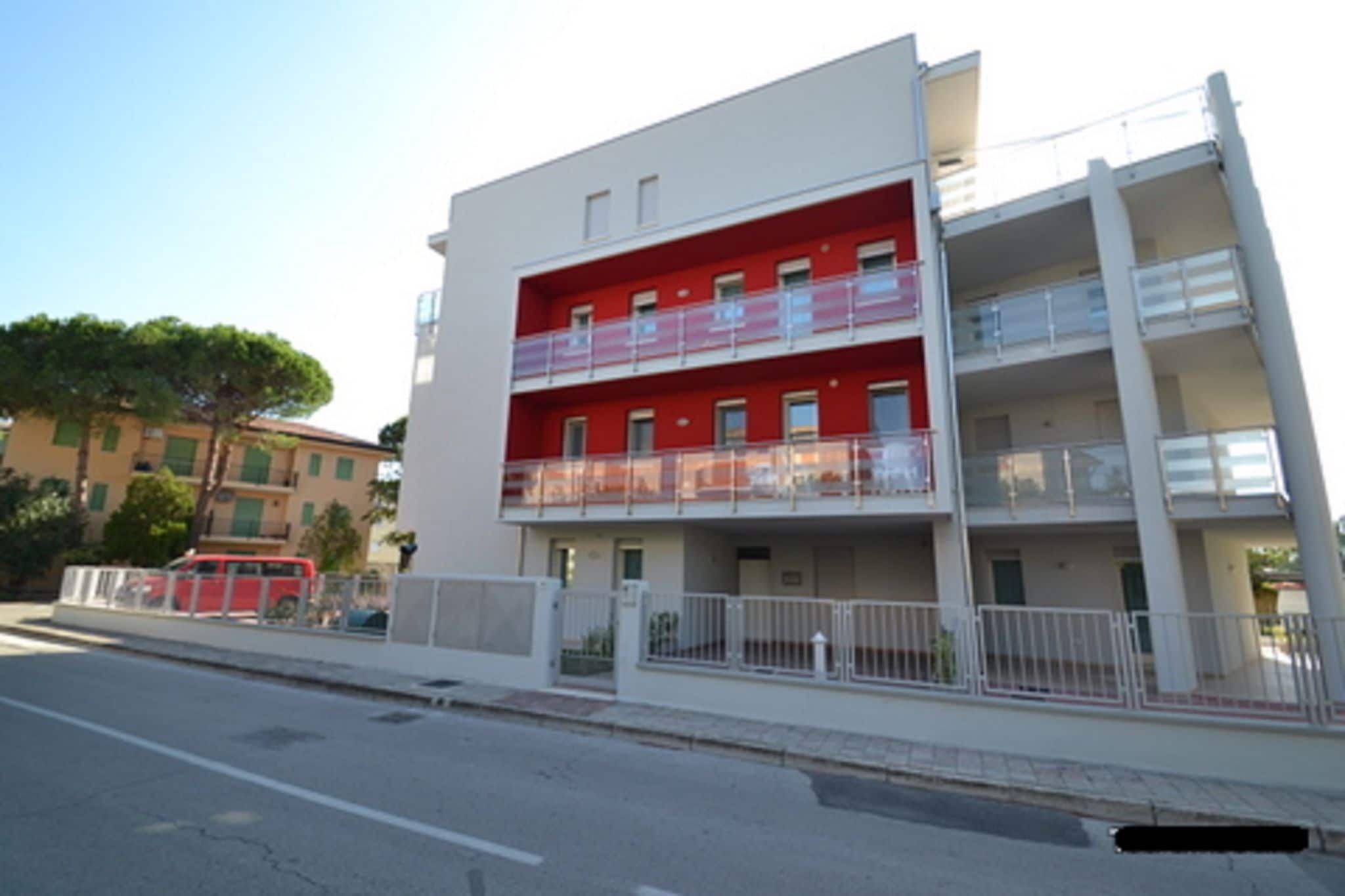 Moderne woning dicht bij de zee, in Rosolina Mare, in de buurt van Venetië.