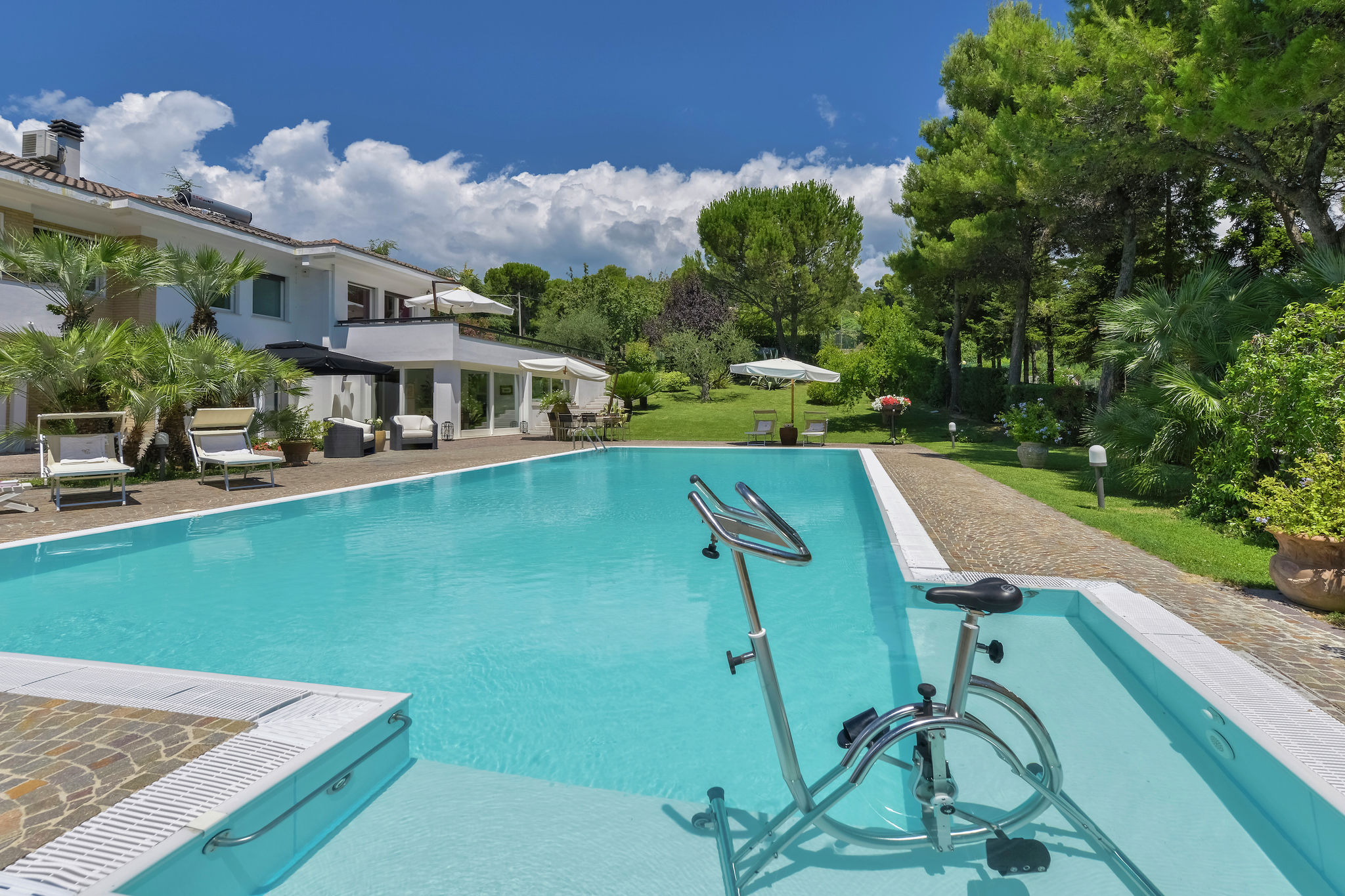 Villa de luxe à Pesaro avec jardin
