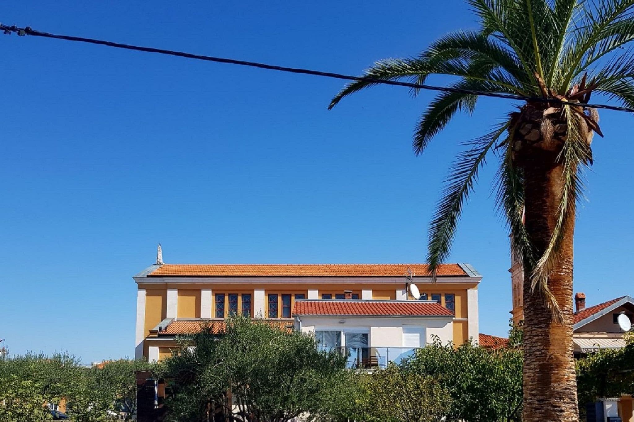 Luxuriöse Ferienwohnung in Zadar mit Garten
