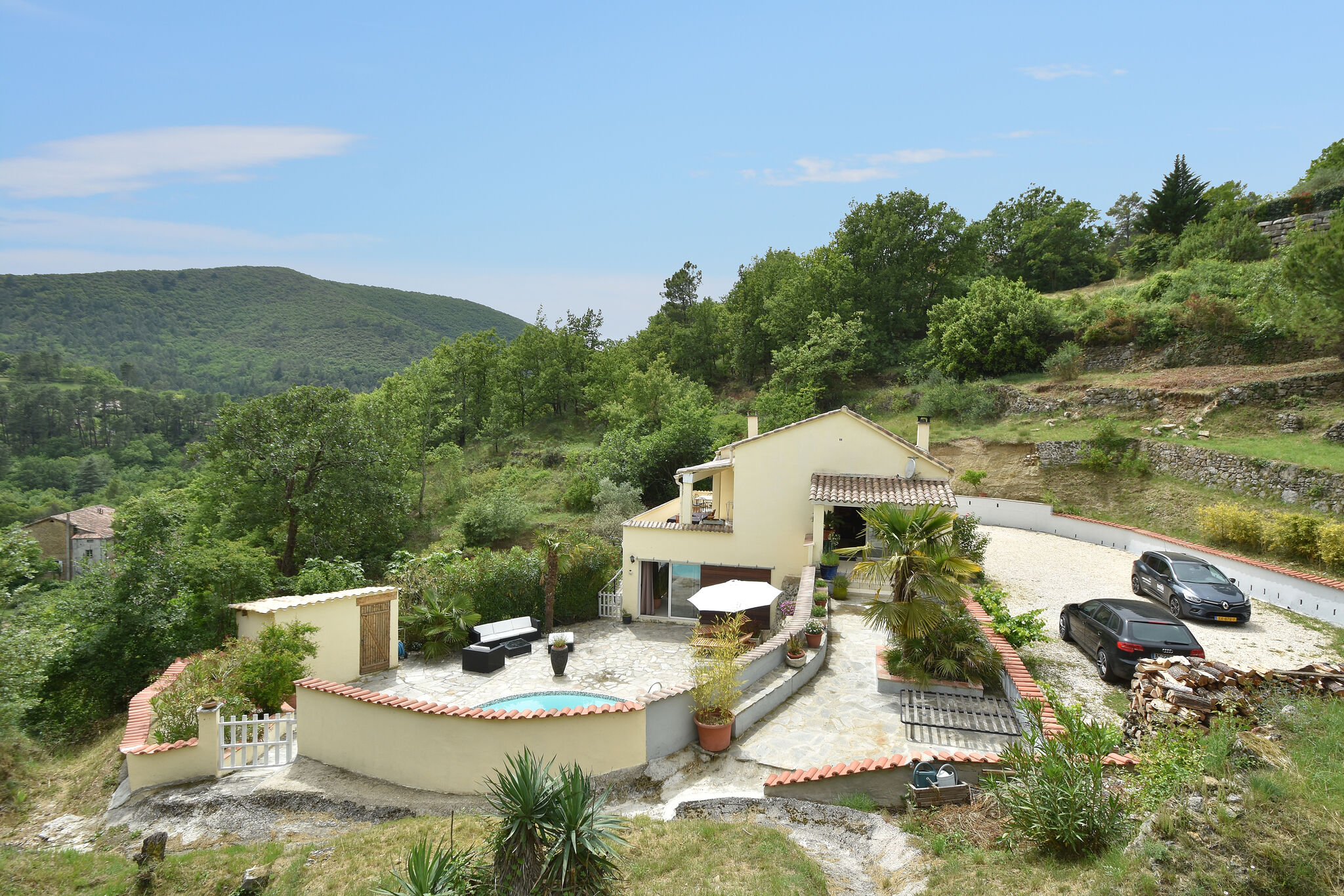 Geräumige Villa mit privatem Pool in Molières-sur-Cèze