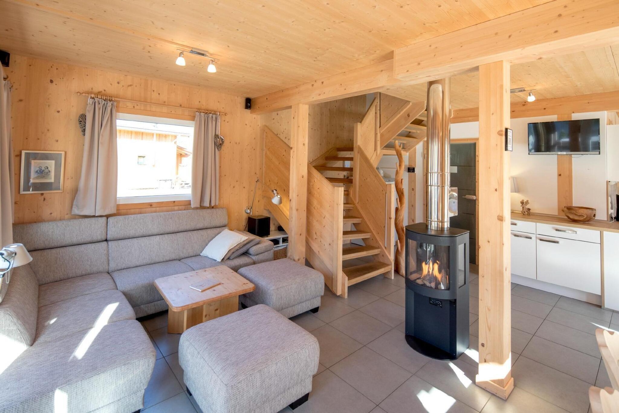 Kreischberg Chalets 37-Living room