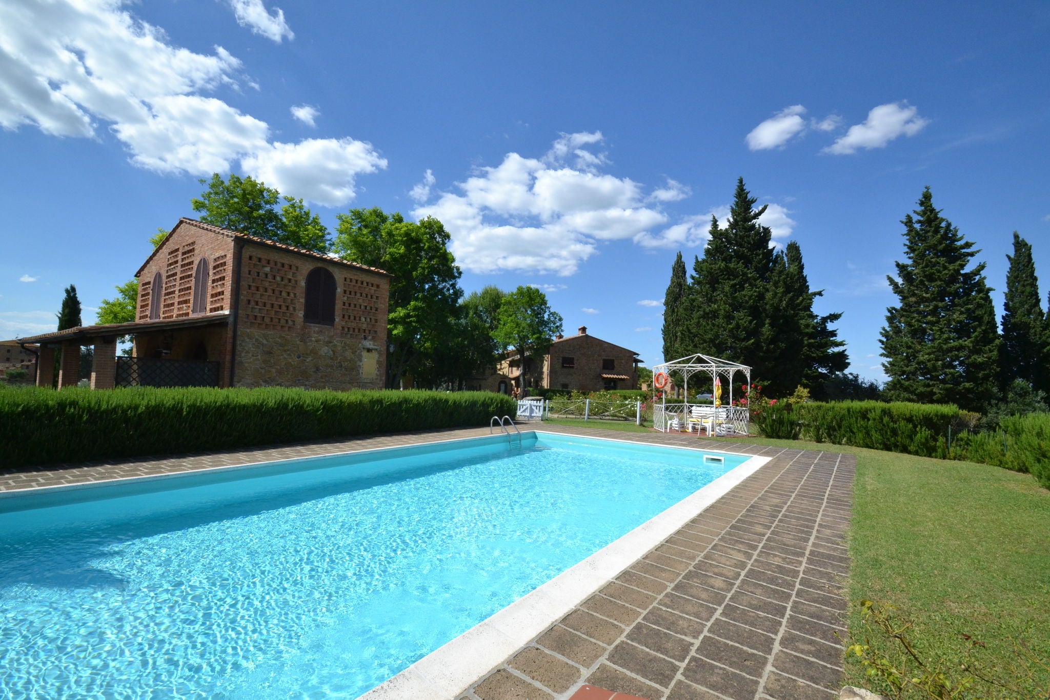 Ruhige Ferienwohnung mit Pool in Montaione, Italien