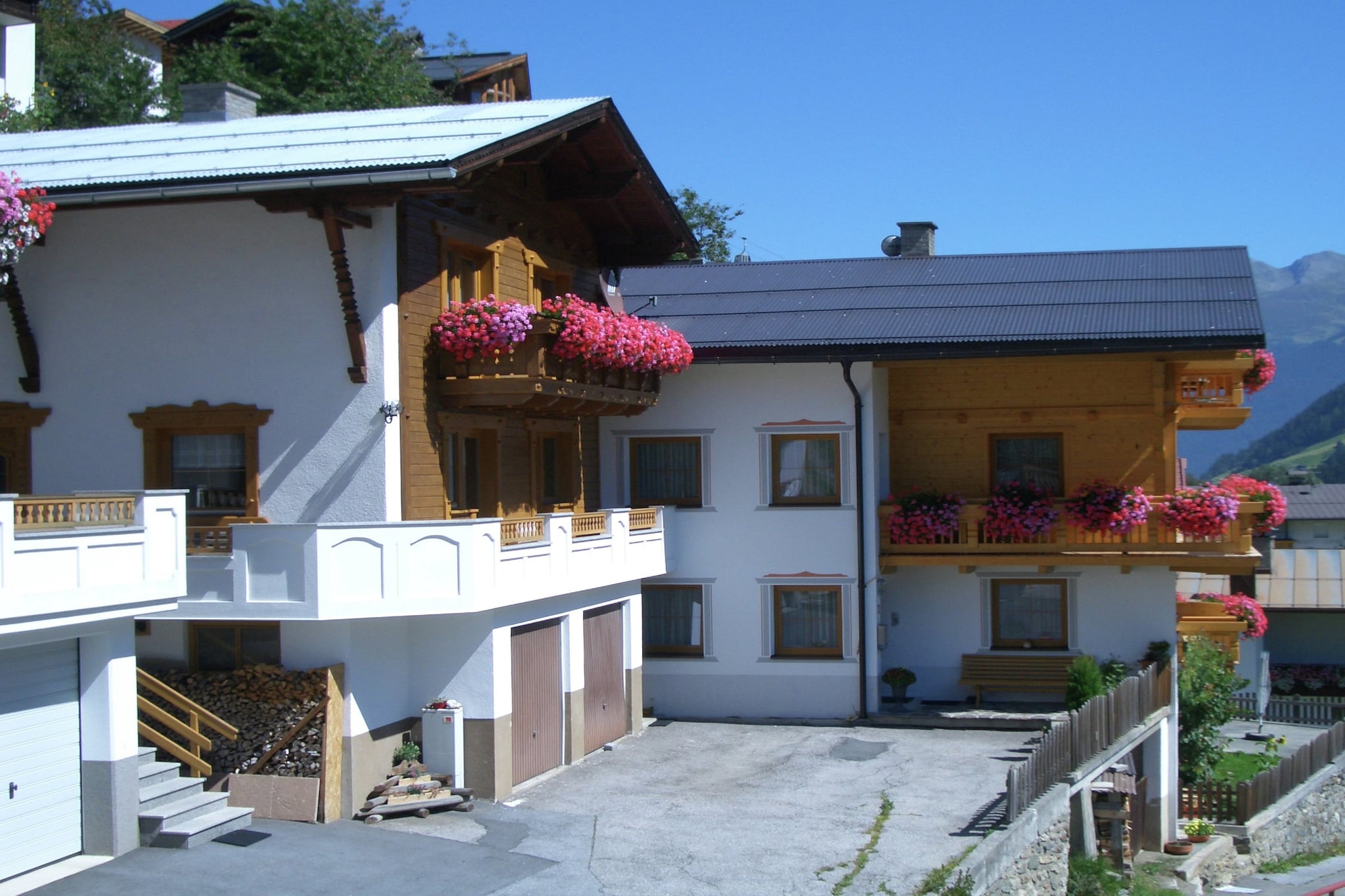 This 3-bedroom apartment in Kappl has a balcony, from where you can enjoy views while having meals or sipping a cup of coffee. It can accommodate 6 people, making it suitable for large families or groups. The apartment is close to Kappl im Paznauntal ski area.
You can enjoy winter sports here as the ski bus is available 200 m away, while ski lift is available at 3 km. The cross country is just stepping away from the property at 200 m. The apartment is just 300 m from the town center with supermarkets, nightlife, and restaurants.
The centrally heated apartment has wooden elements giving it a cozy feel. A large kitchen equipped with cooking essentials makes it easy for you to cook meals of choice. Parking is available for your car.
Guests can check-in between 3 PM - 6 PM and check out between 9 - 10 AM.