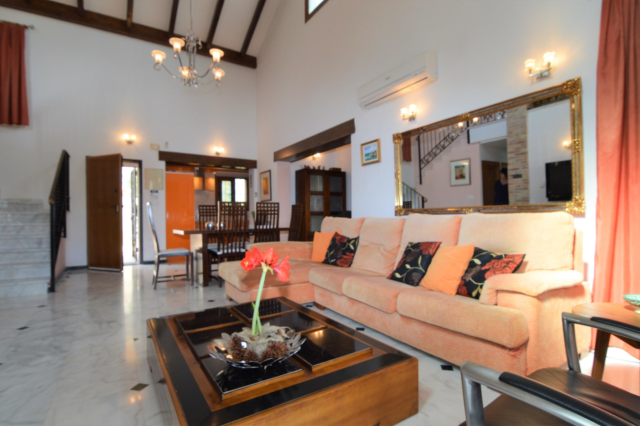 Villa Orange-Salon