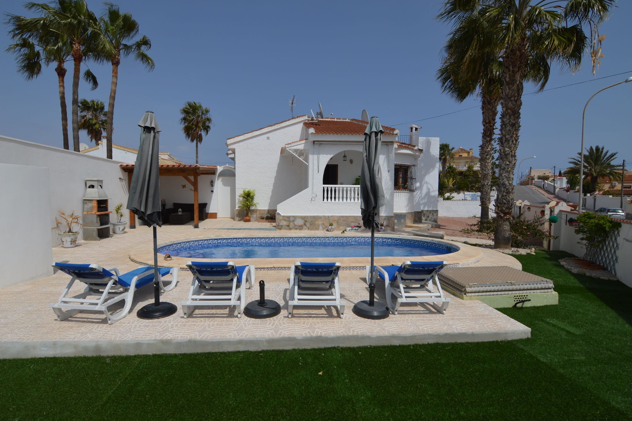 Vrijstaande villa met privé zwembad in Ciudad Queseda