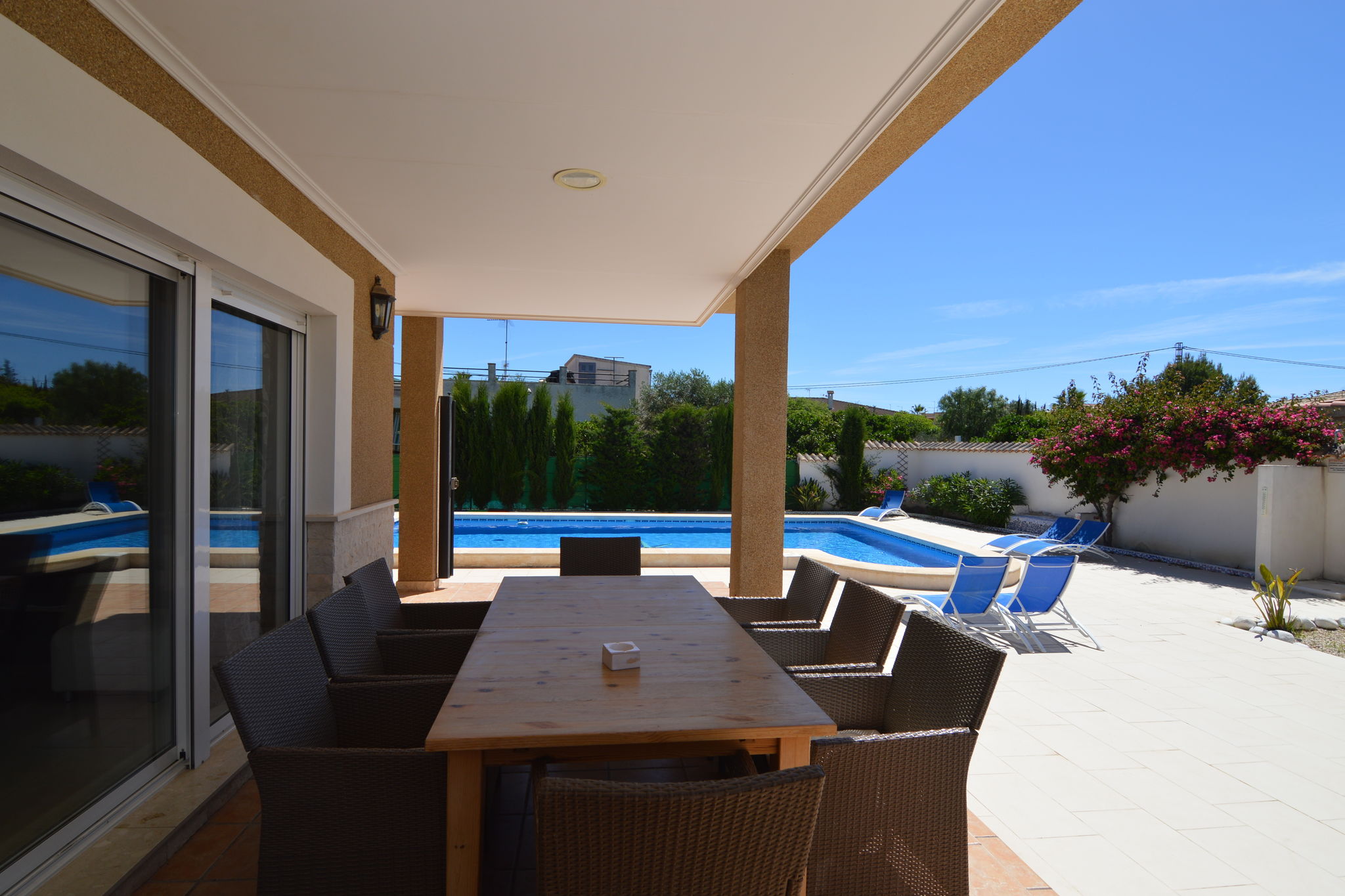 Schitterende villa met groot zwembad (juni-1/2okt), grotere families in San Fulgencio/la Marina.