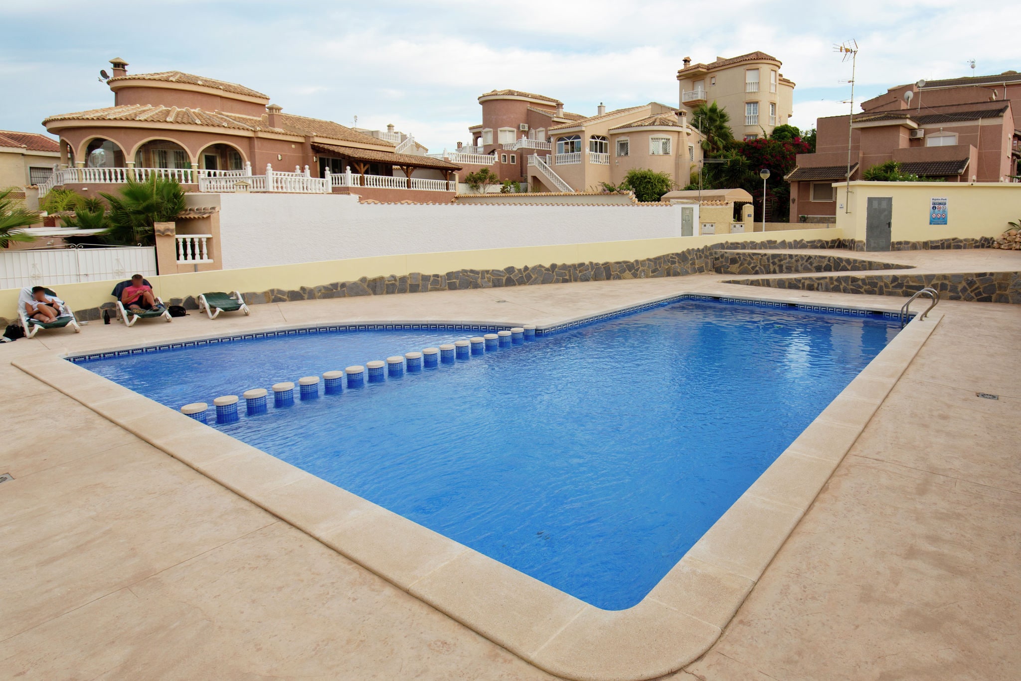 Modernes Ferienhaus mit Swimmingpool in Rojales