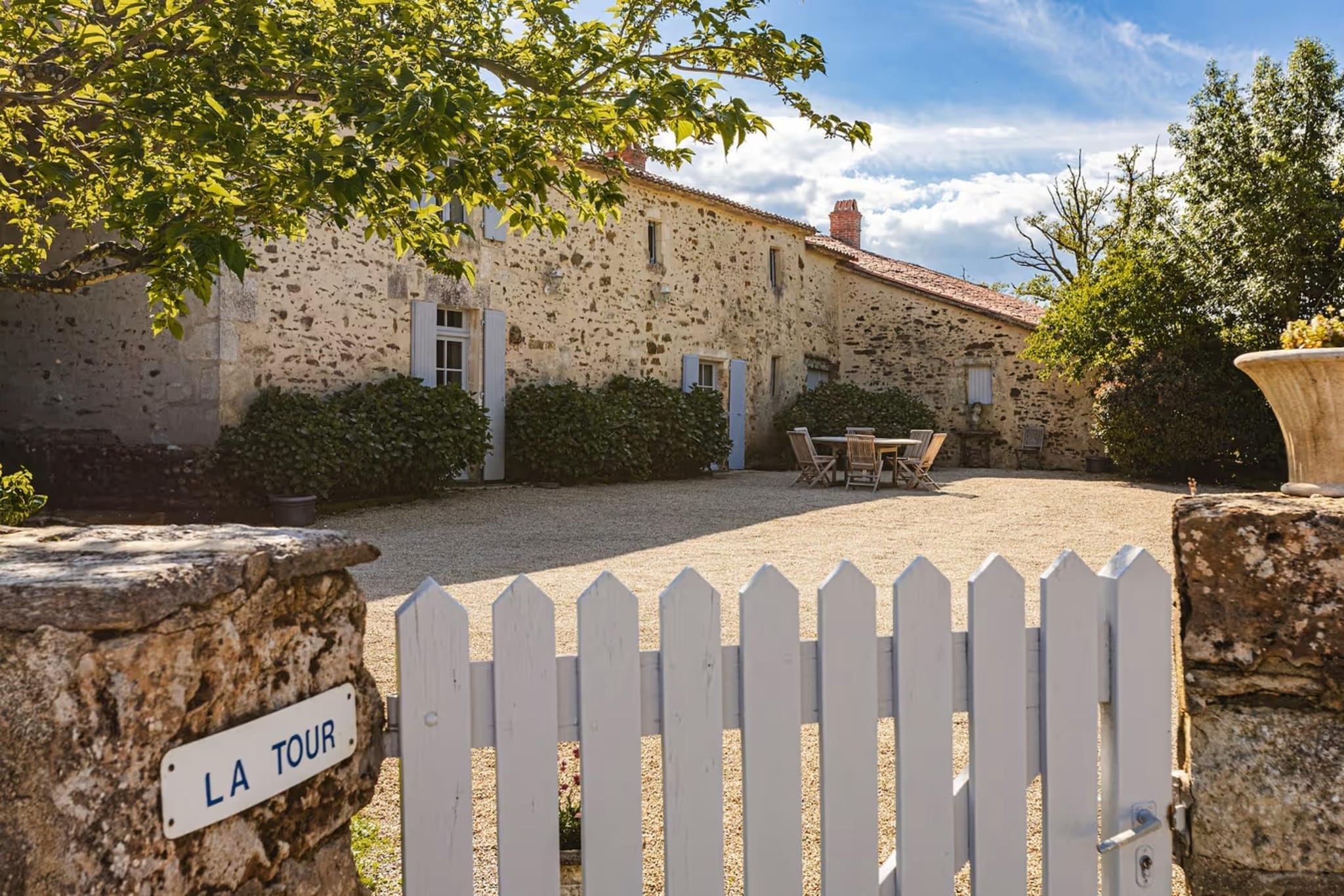 Exterior Summer