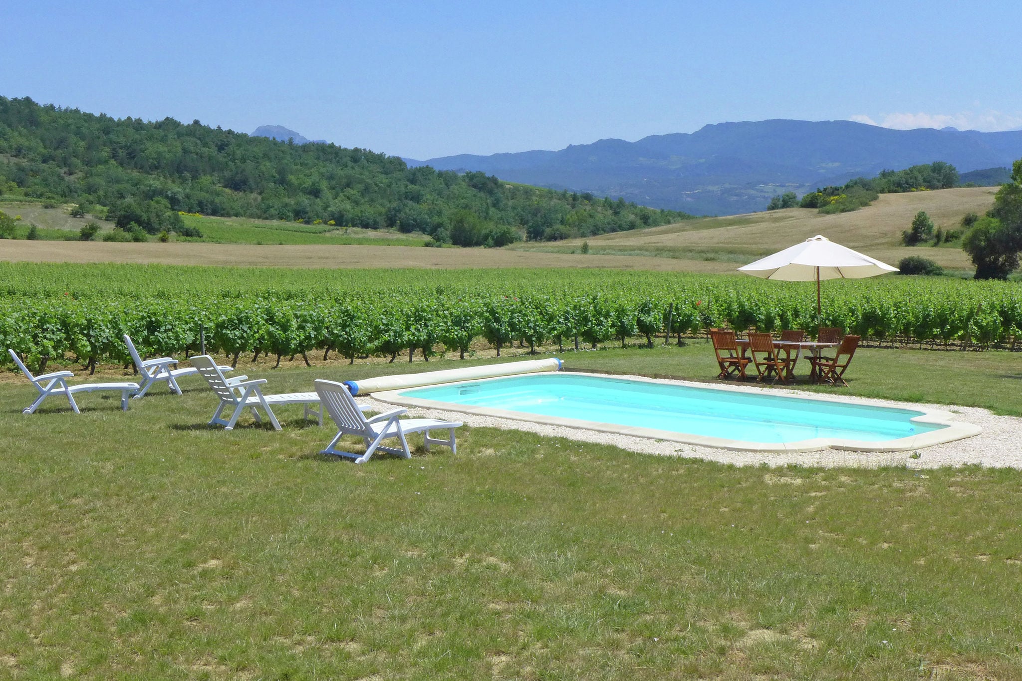 Authentieke vakantiewoning op wijndomein met privézwembad in Zuid-Frankrijk
