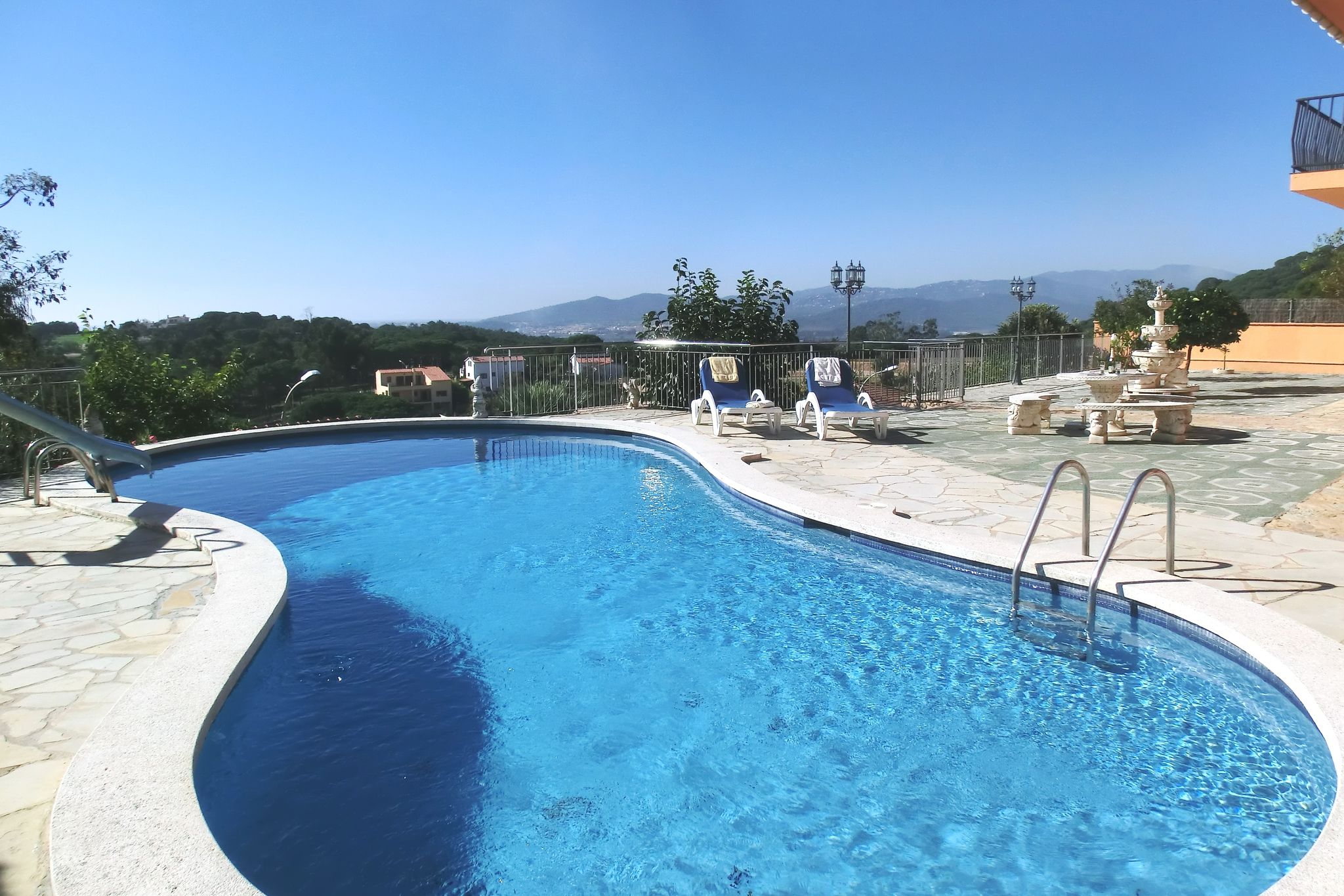 Mooie villa in Blanes met privézwembad