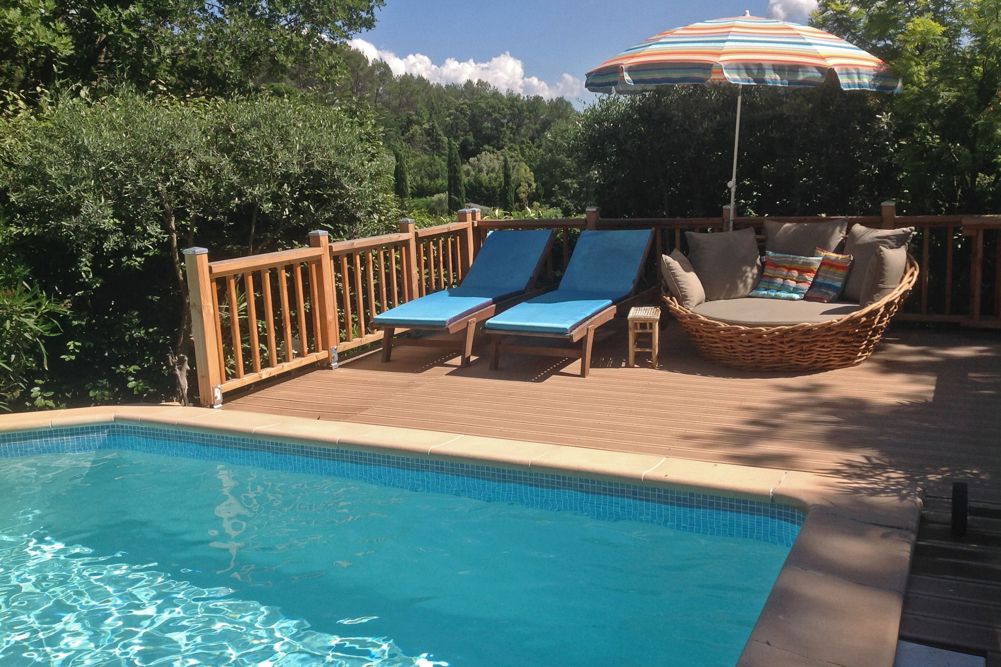 Mooi gelegen villa in Lorgues met privézwembad