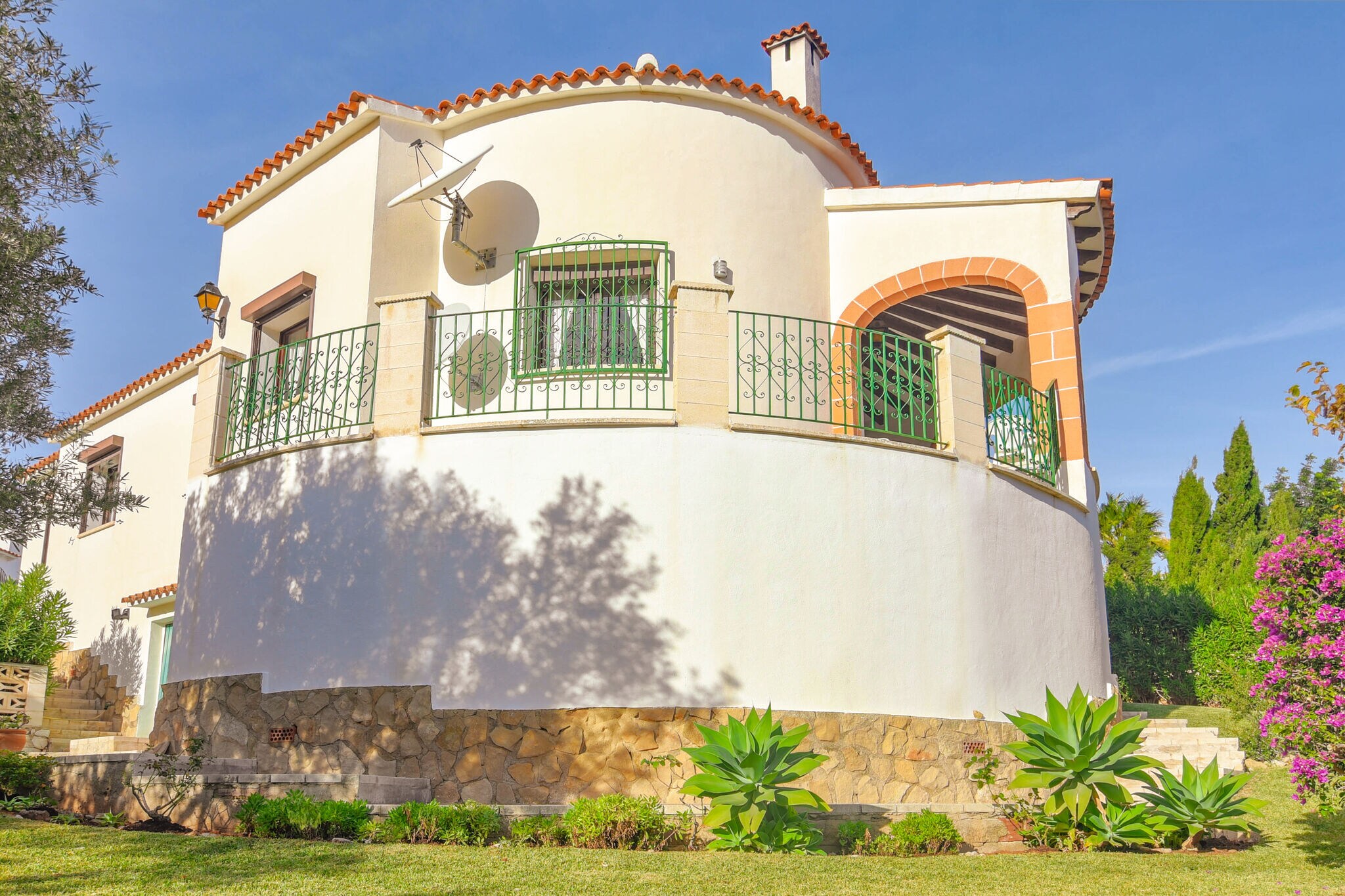 Betoverende villa in Denia Costa Blanca met privé zwembad 2 km van het strand